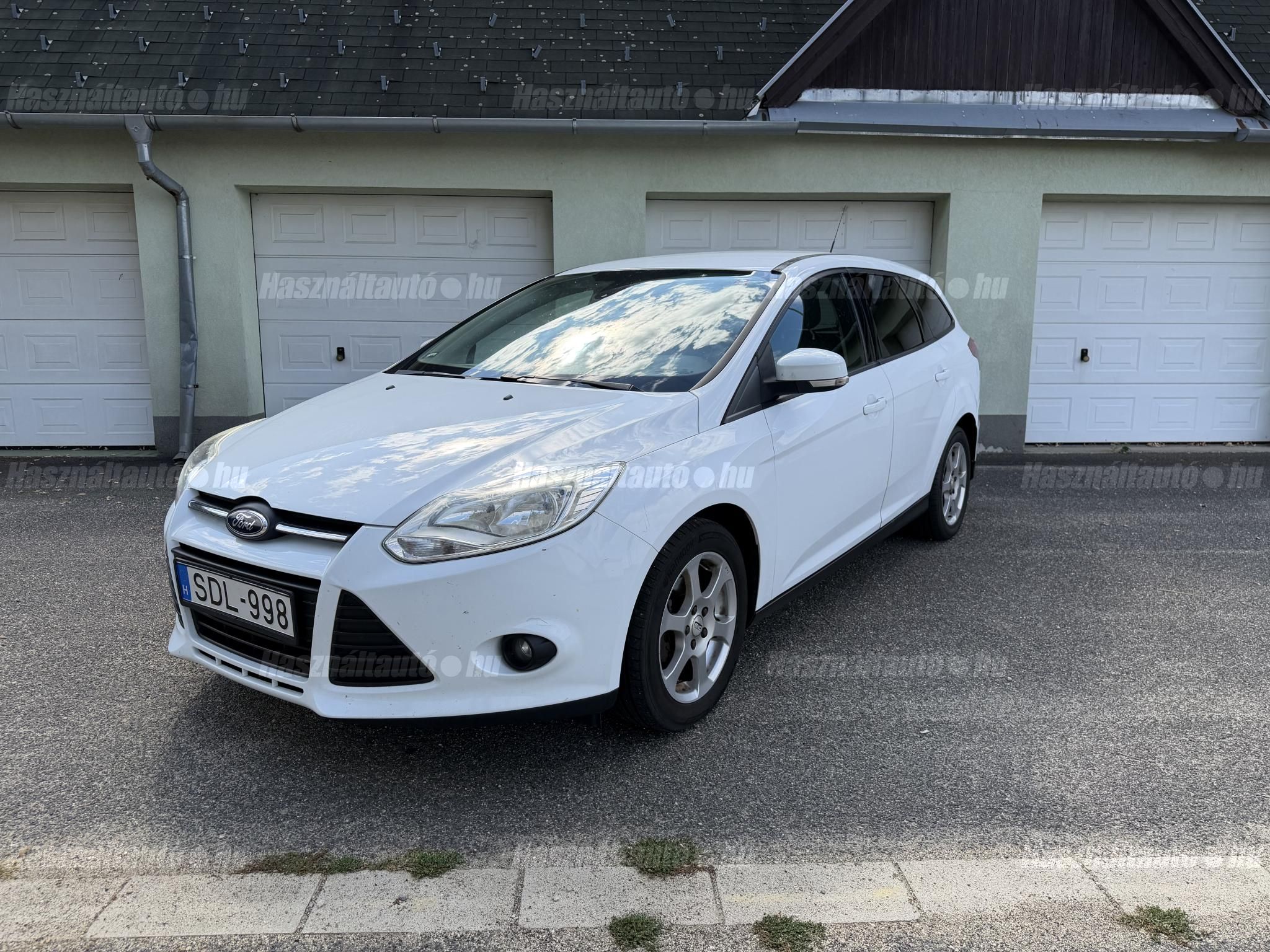 FORD FOCUS 2014 - 1
