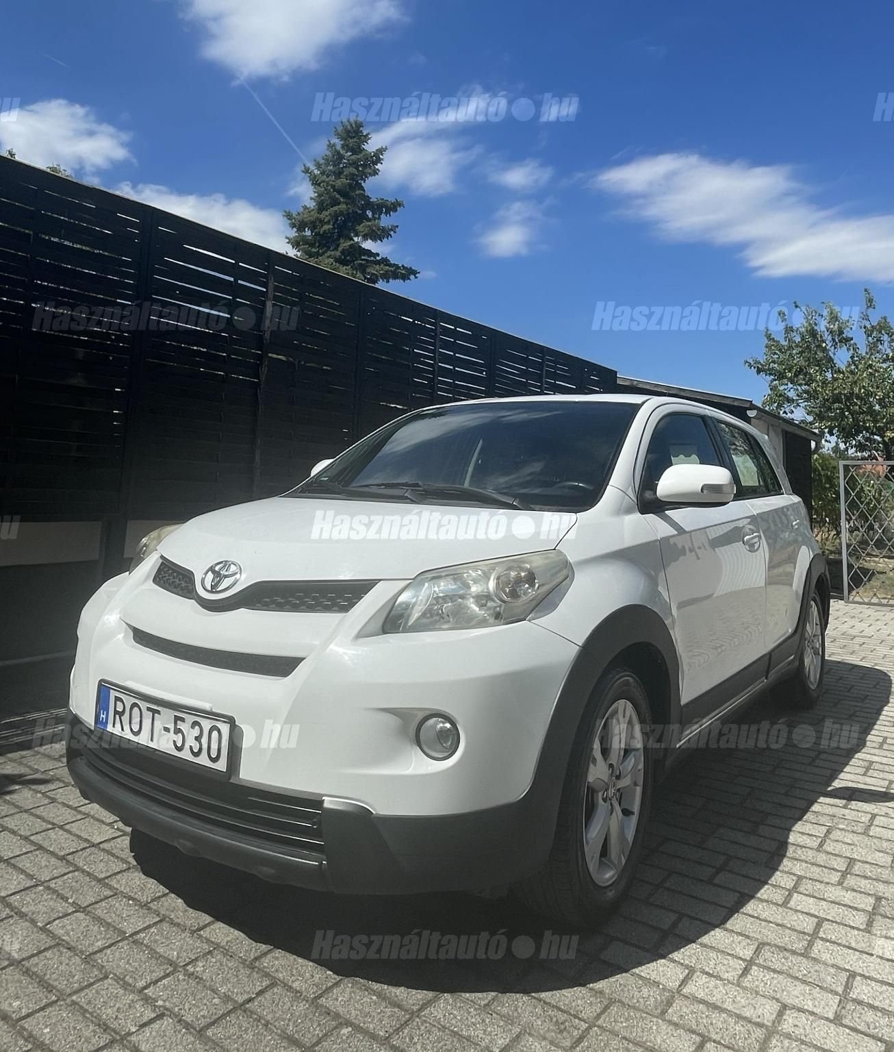 TOYOTA URBAN CRUISER 2010/1 - 1