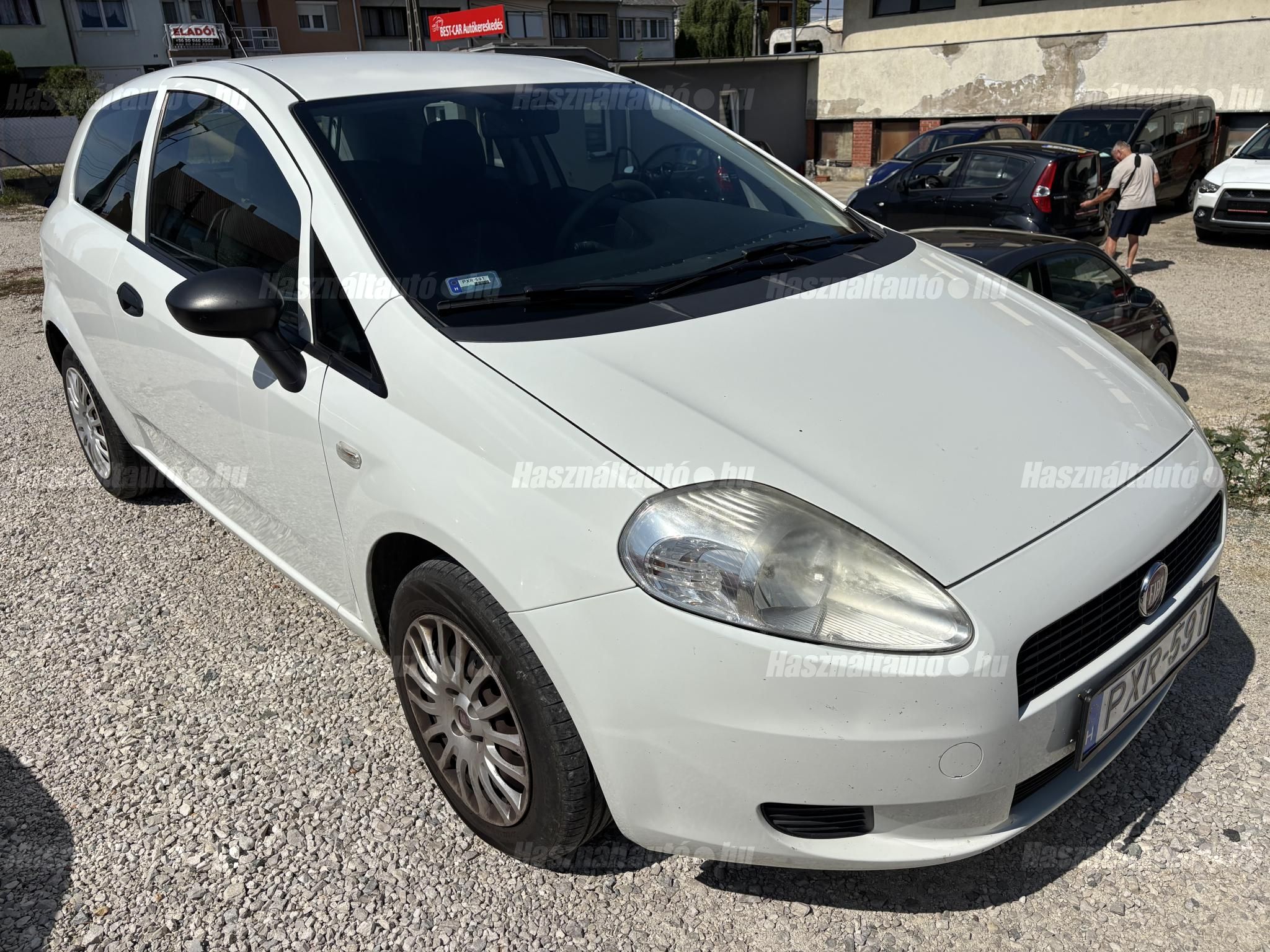 FIAT GRANDE PUNTO 2011/4 - 1