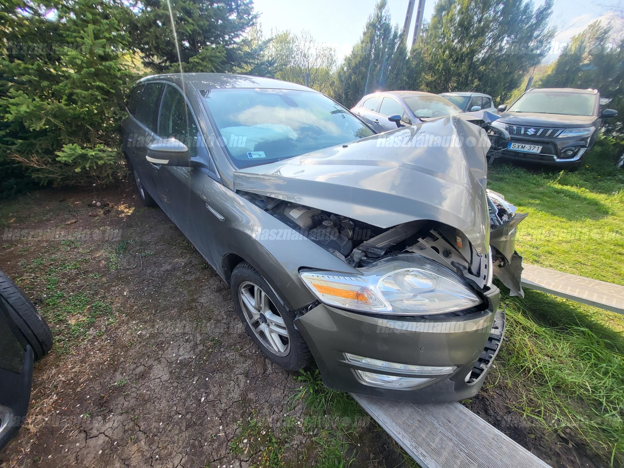 FORD MONDEO 2012/6 - 1