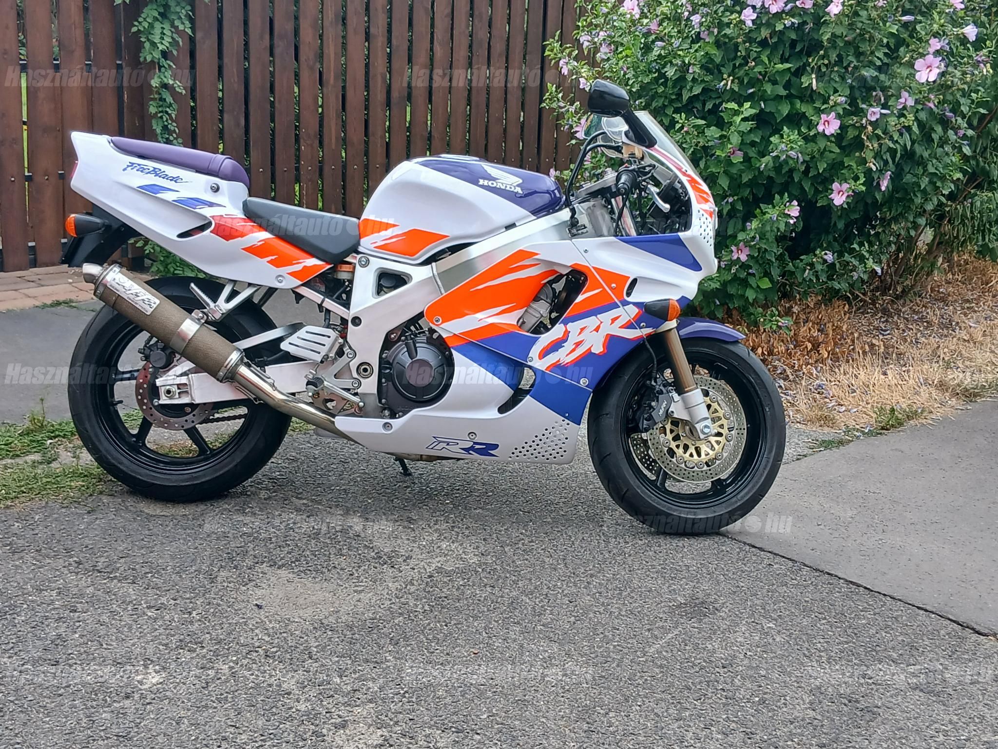 HONDA CBR 900 RR 1993/6 - 1