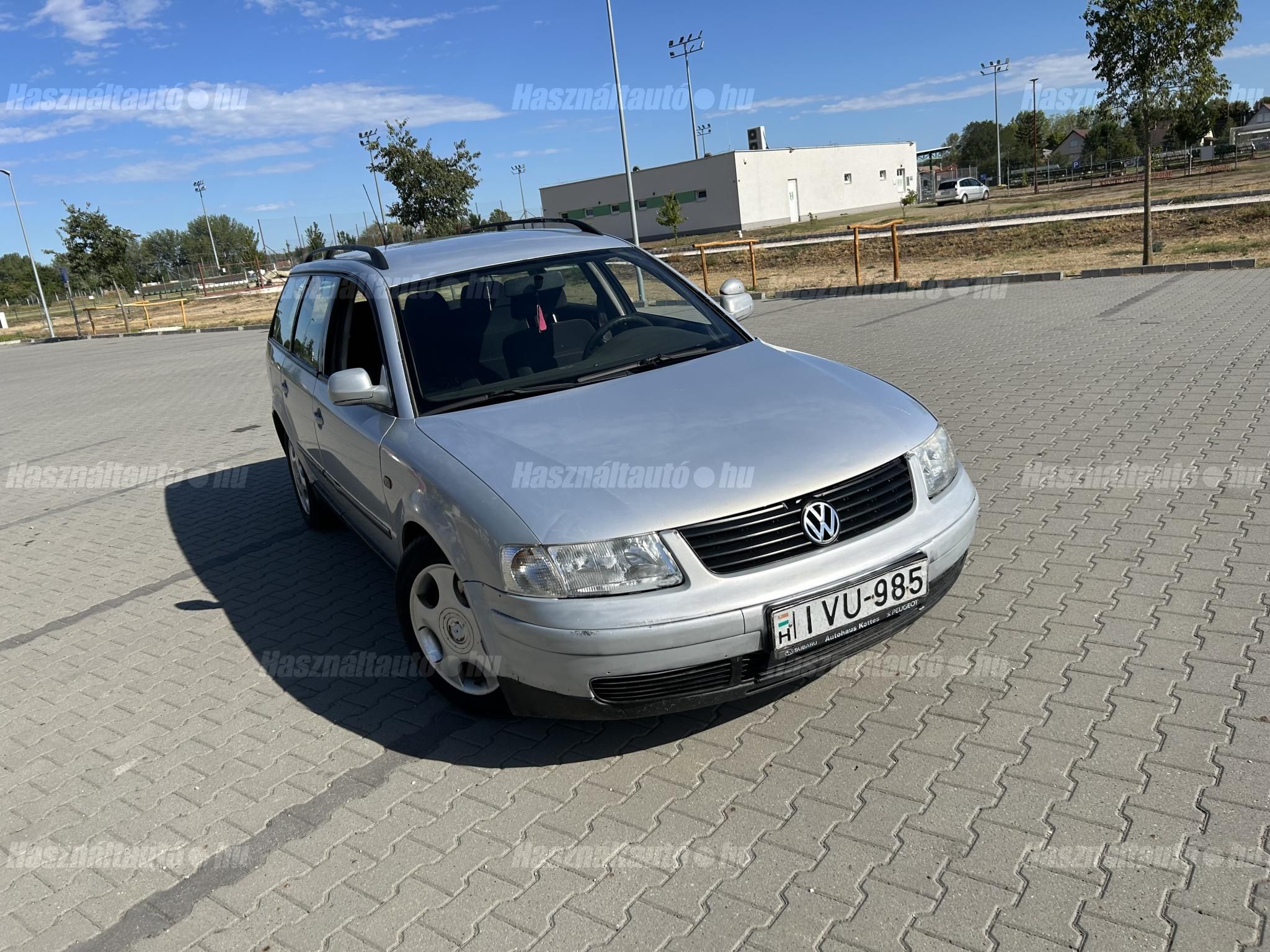 VOLKSWAGEN PASSAT V 1998 - 1