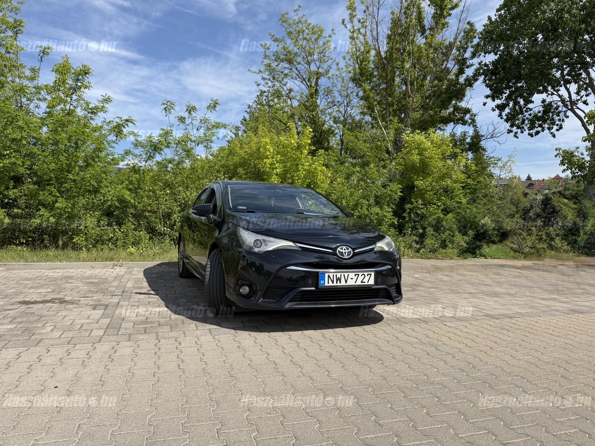 TOYOTA AVENSIS 2016/10 - 1