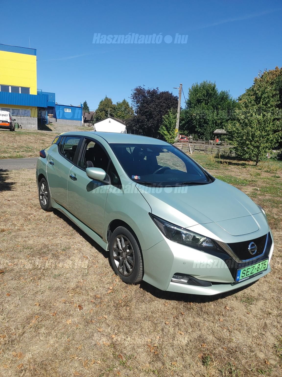 NISSAN LEAF 2020/10 - 1