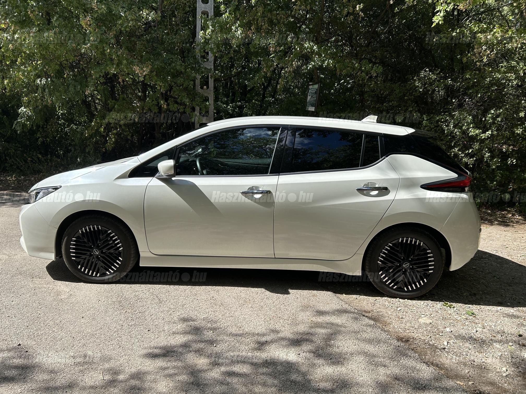 NISSAN LEAF 2024/3 - 1