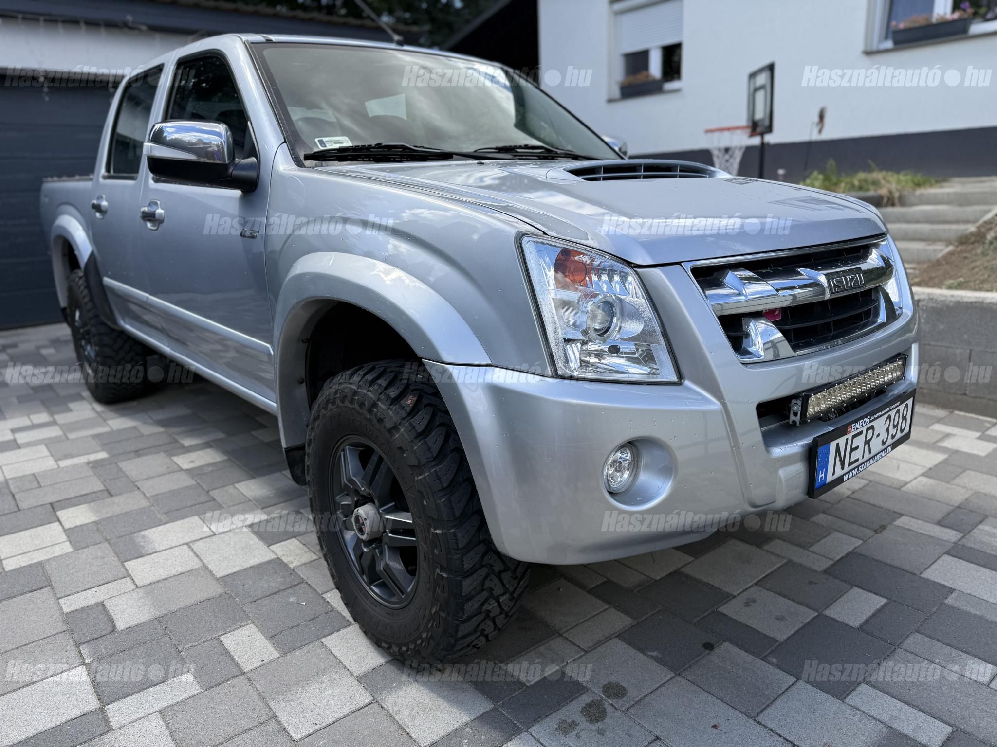 ISUZU D-MAX 2010/9 - 1