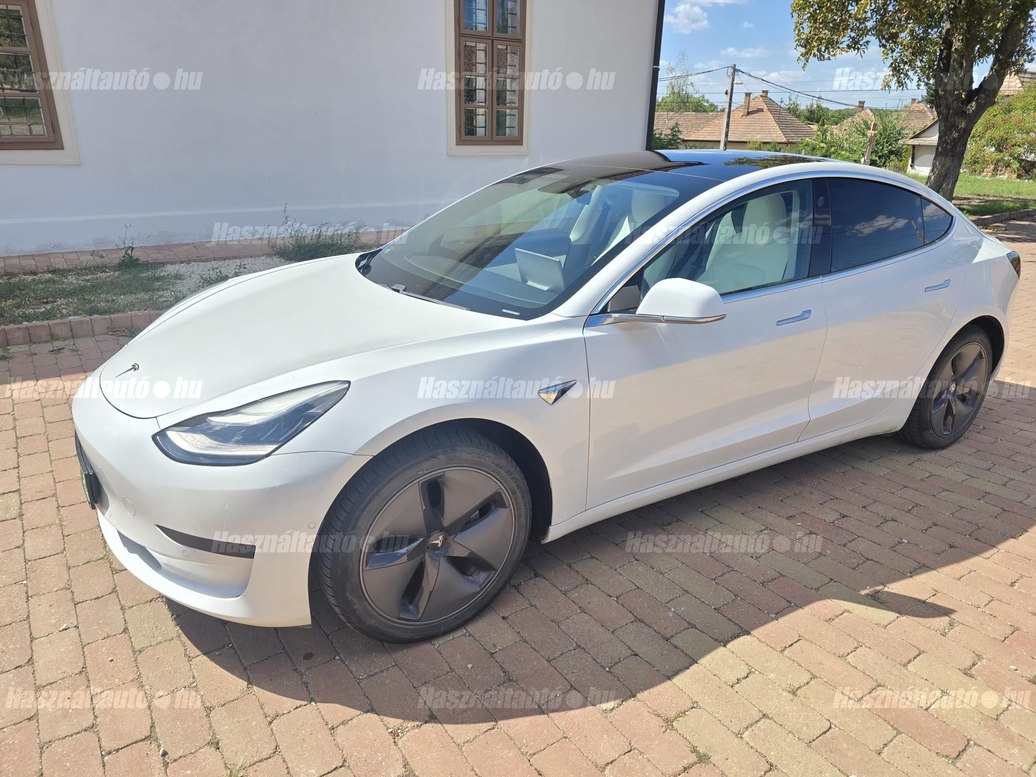 TESLA MODEL 3 2020/3 - 1