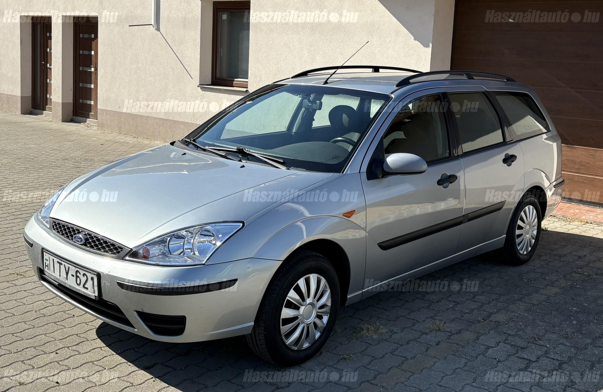 FORD FOCUS 2003/5 - 1