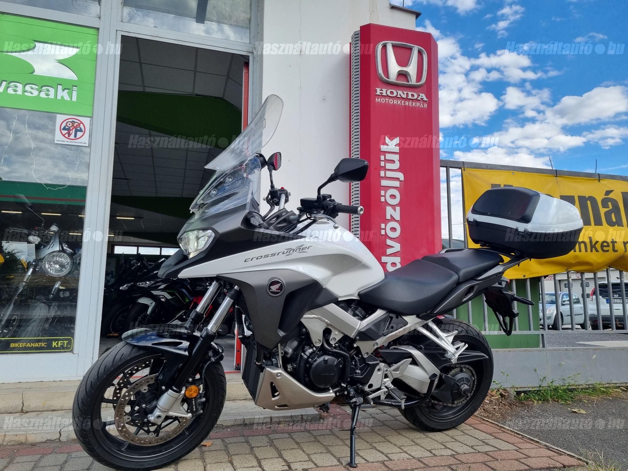HONDA VFR 800 X 2016/5 - 1