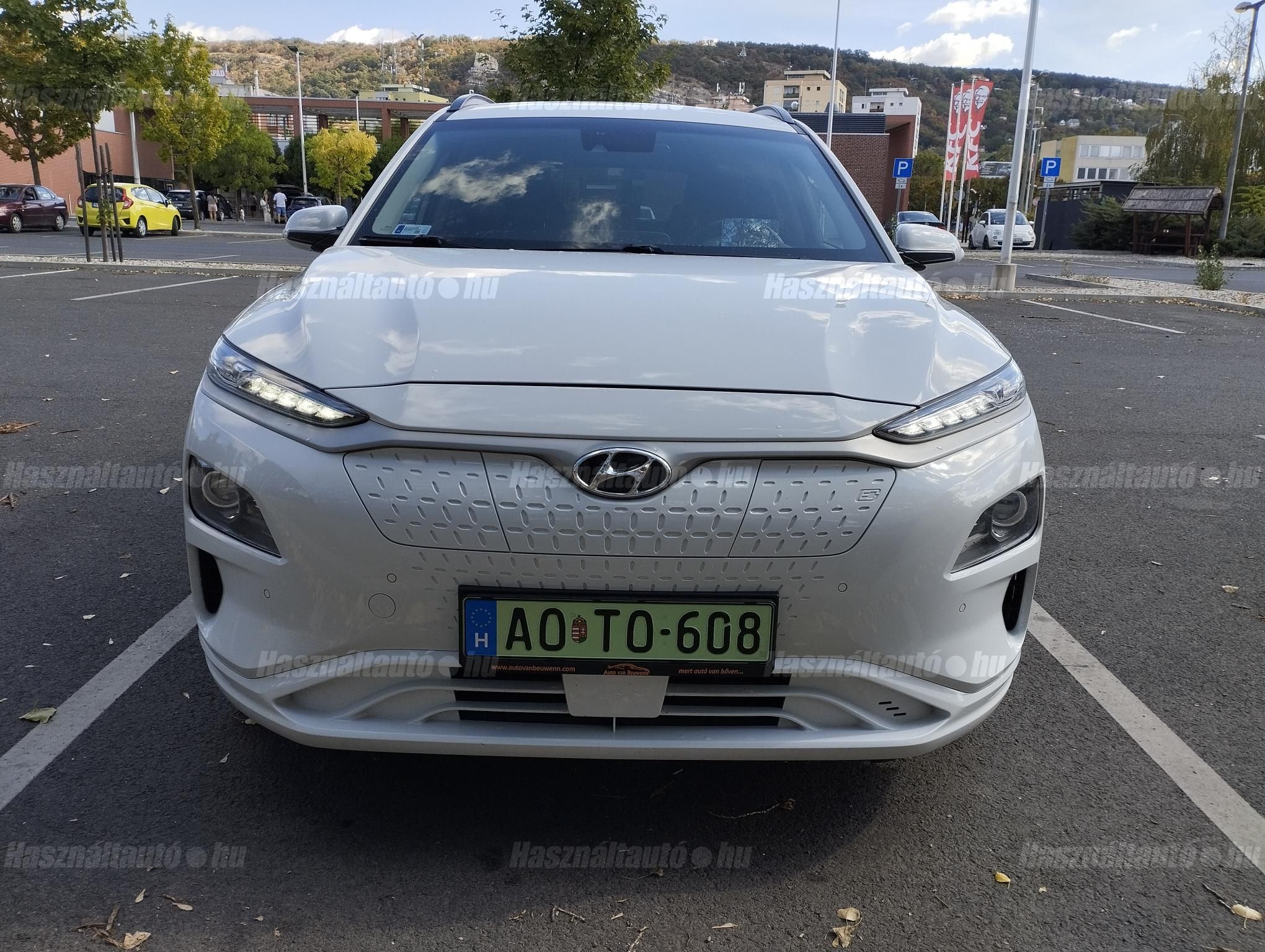 HYUNDAI KONA 2019/12 - 1