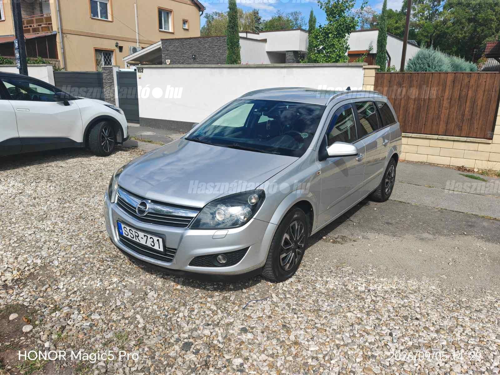 OPEL ASTRA H 2008/12 - 1