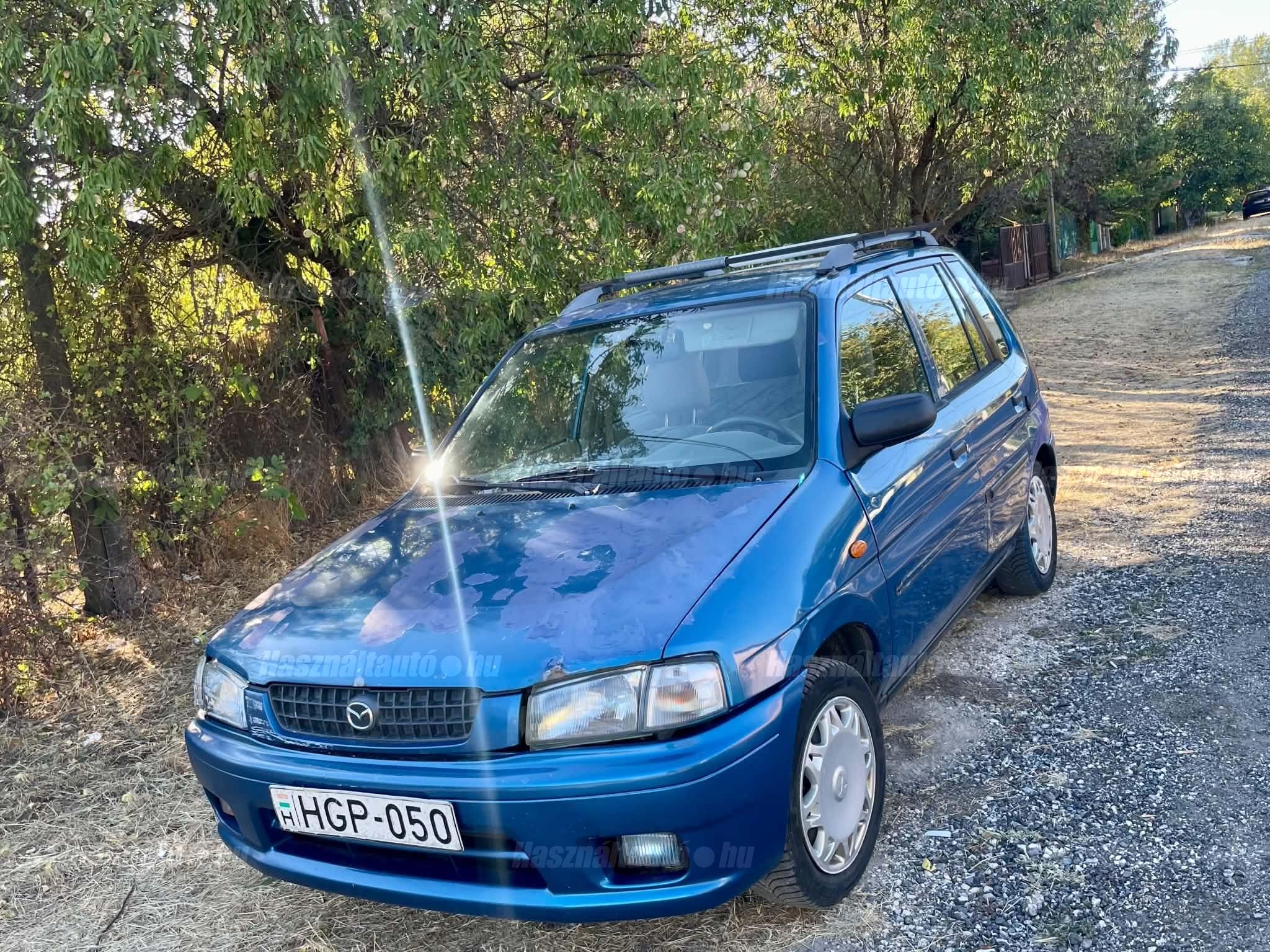 MAZDA DEMIO 2000/1 - 1