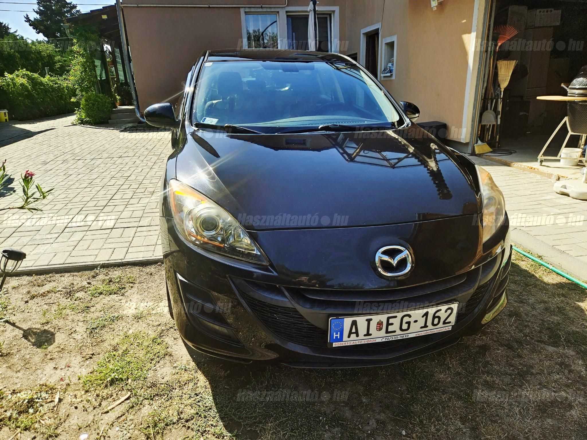 MAZDA 3 2010 - 1