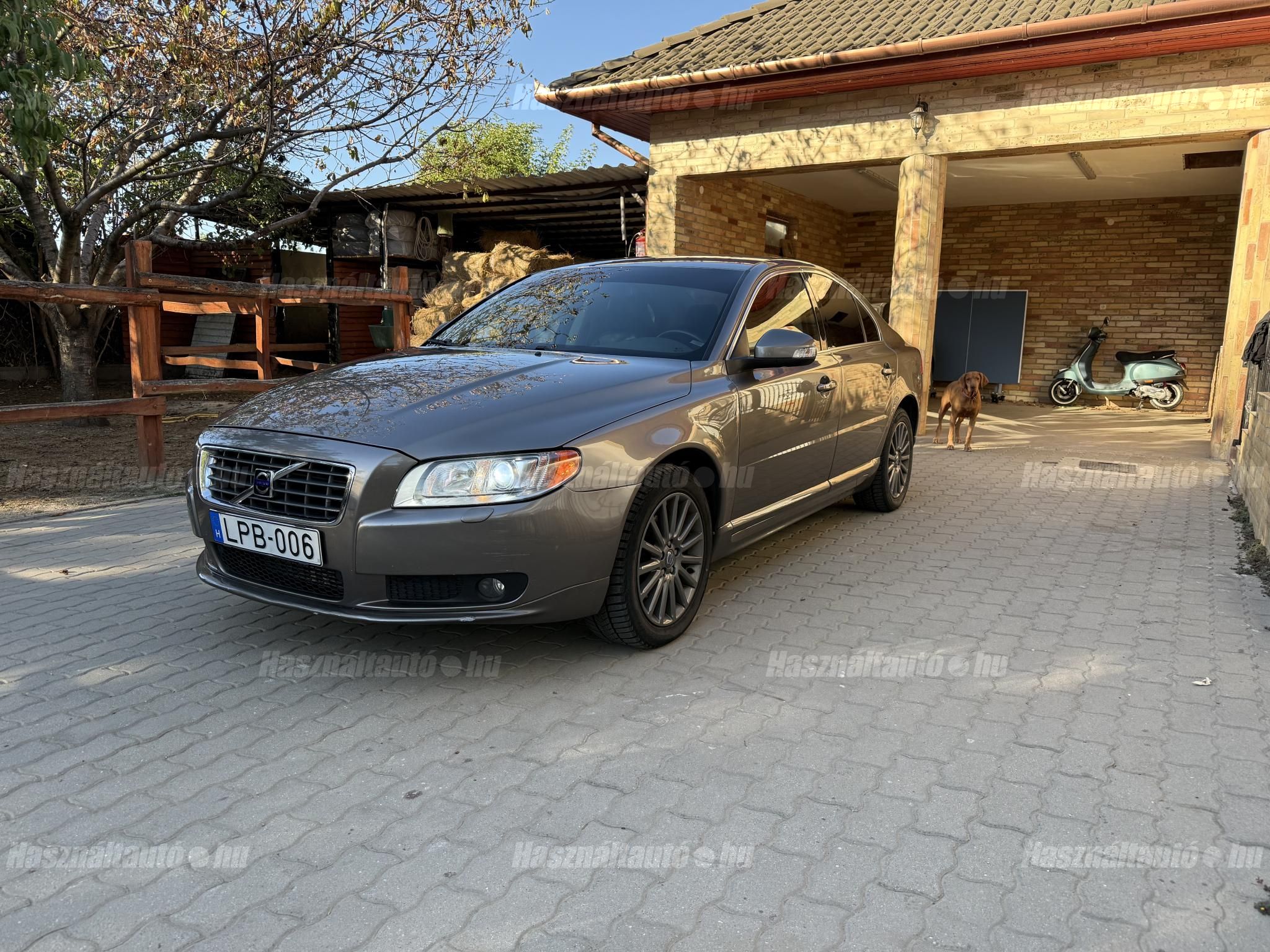 VOLVO S80 2008/11 - 1