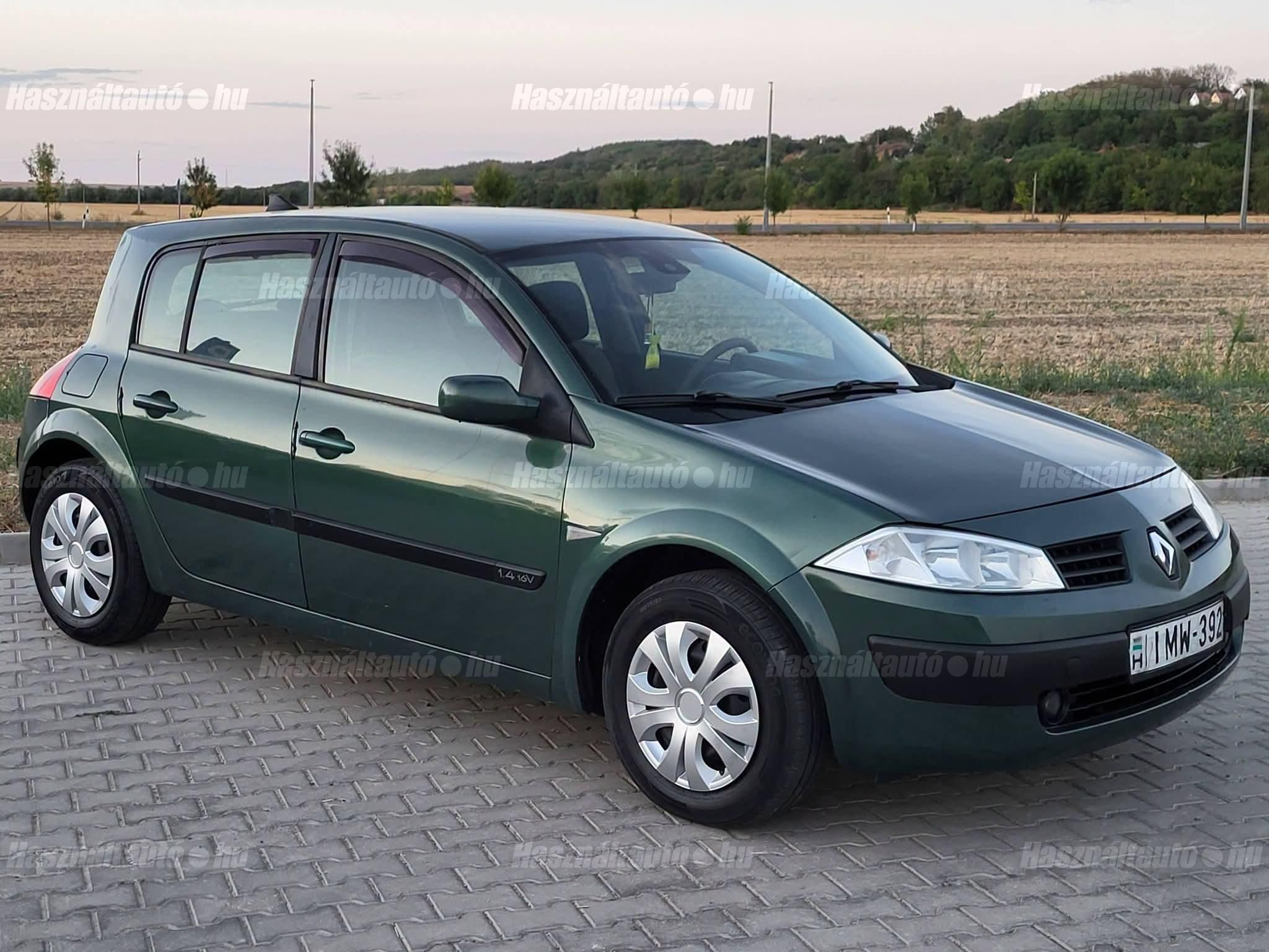 RENAULT MEGANE 2003/7 - 1
