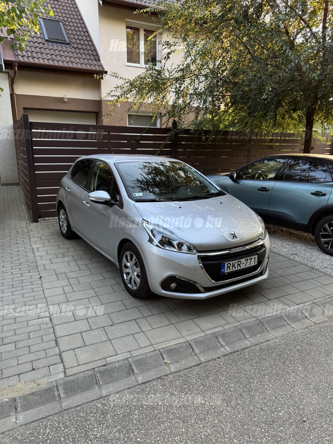 PEUGEOT 208 2018 - 1