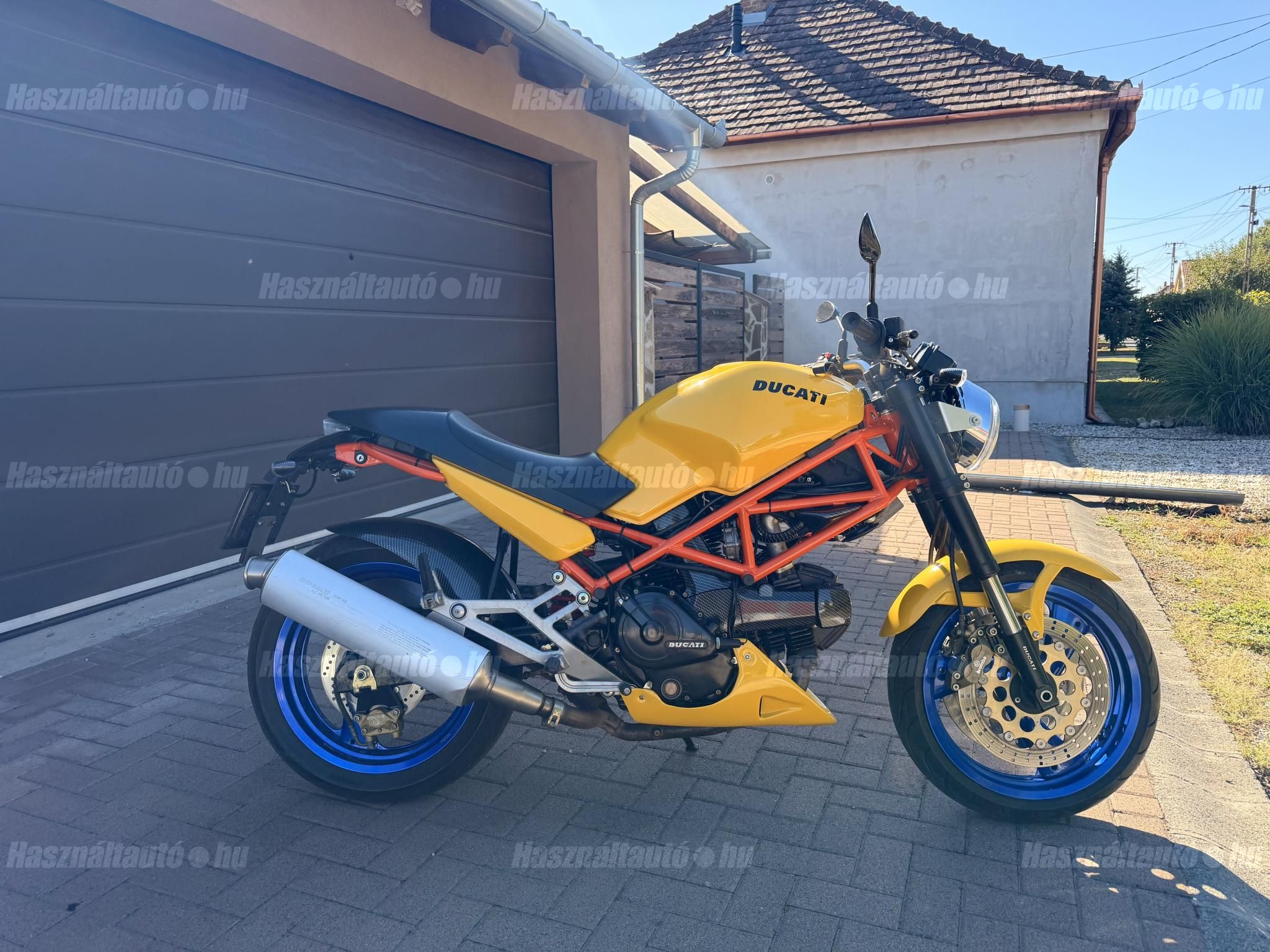 DUCATI MONSTER 600 2001/6 - 1
