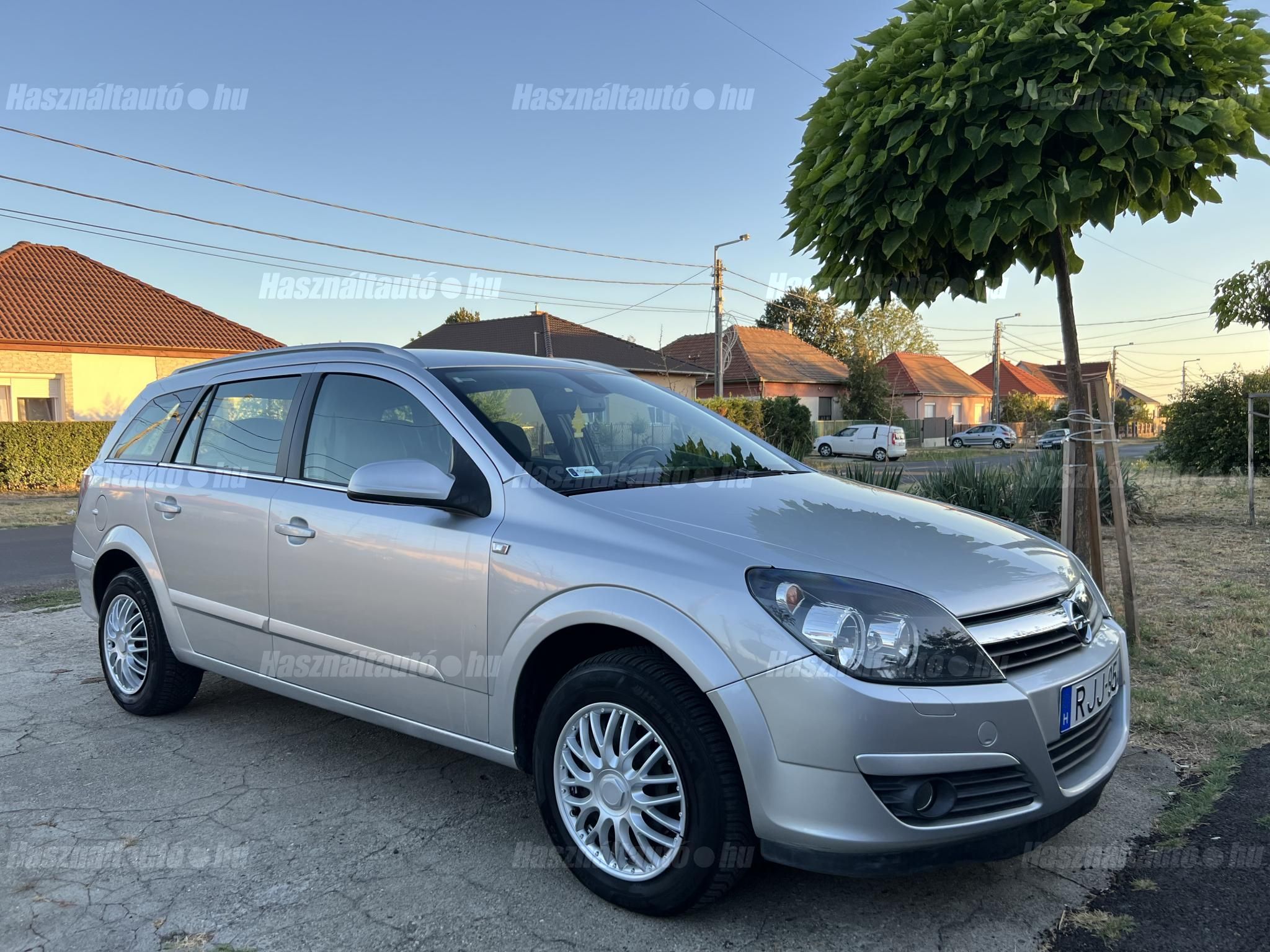 OPEL ASTRA H 2006/5 - 1