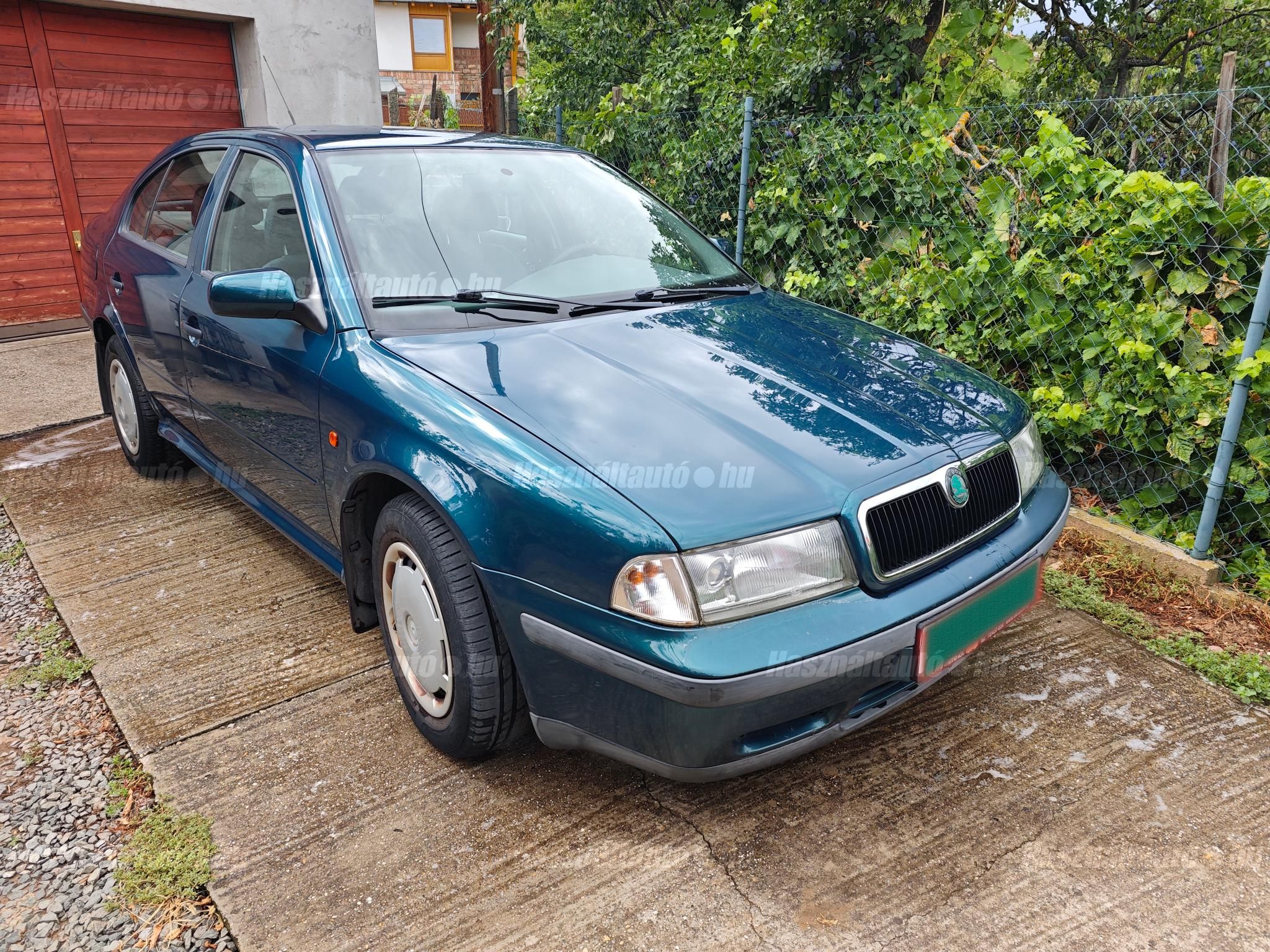 SKODA OCTAVIA 1997/8 - 1