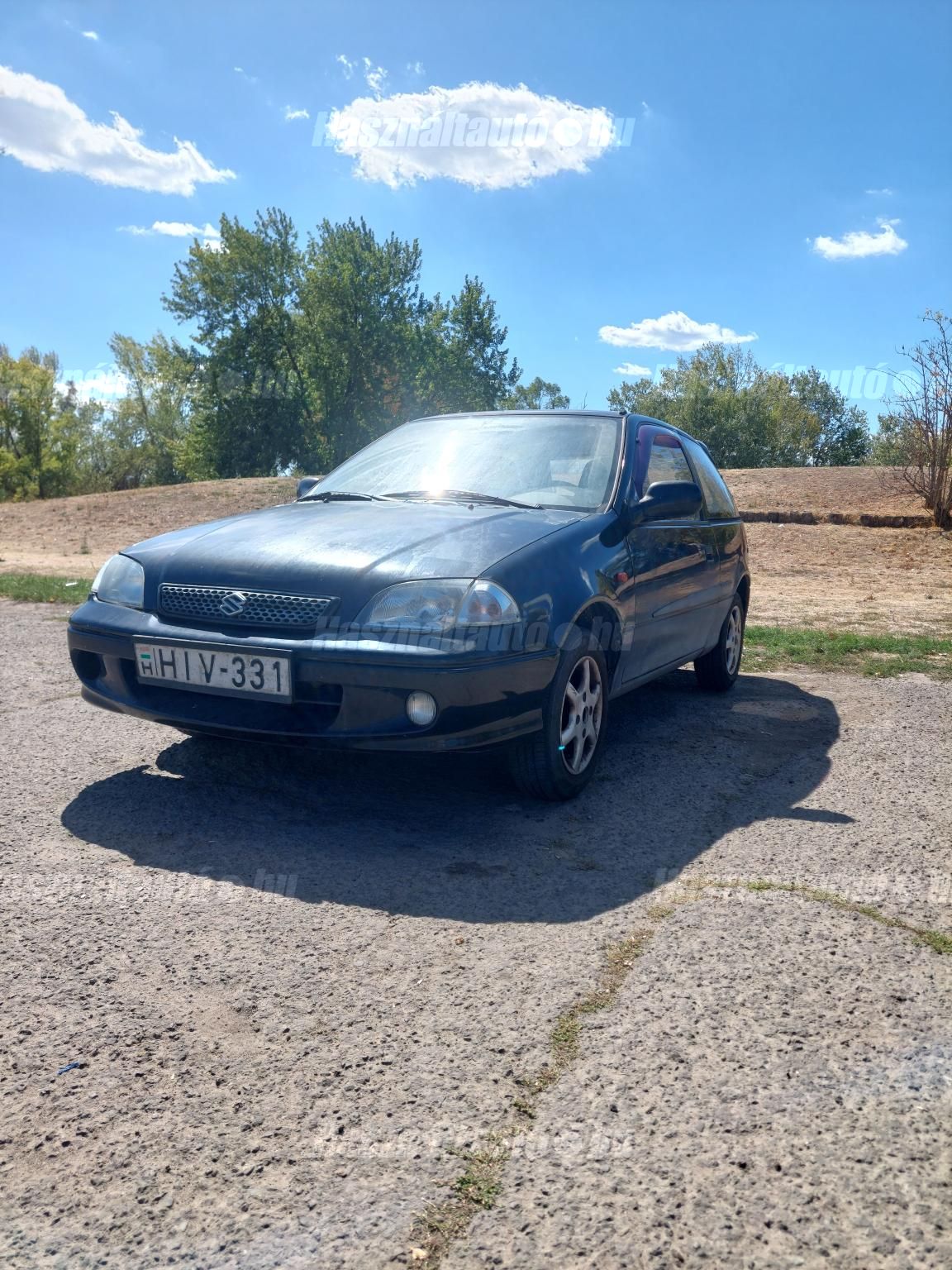 SUZUKI SWIFT 2000/8 - 1