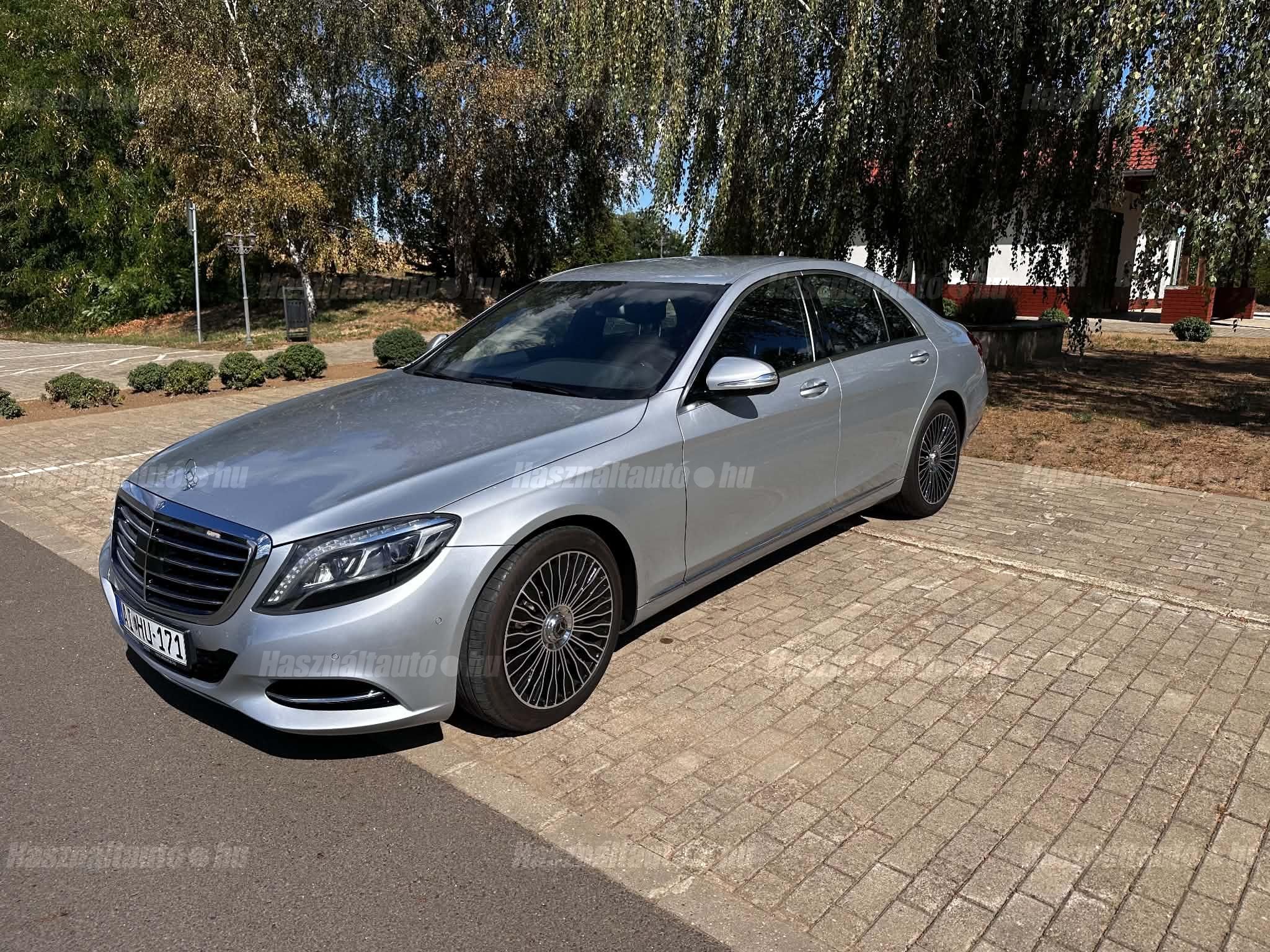 MERCEDES-BENZ S-OSZTÁLY 2014/8 - 1
