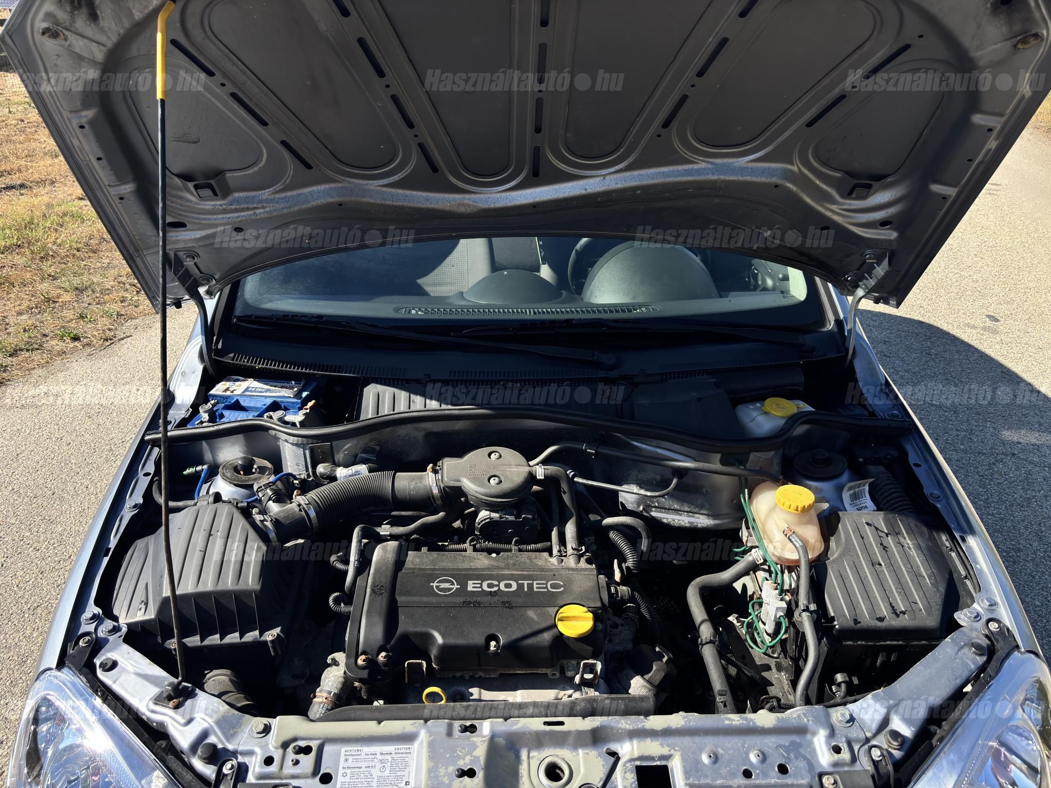 OPEL CORSA C 2003/5 - 1