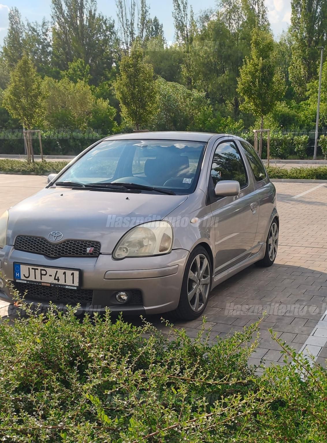 TOYOTA YARIS 2005/8 - 1