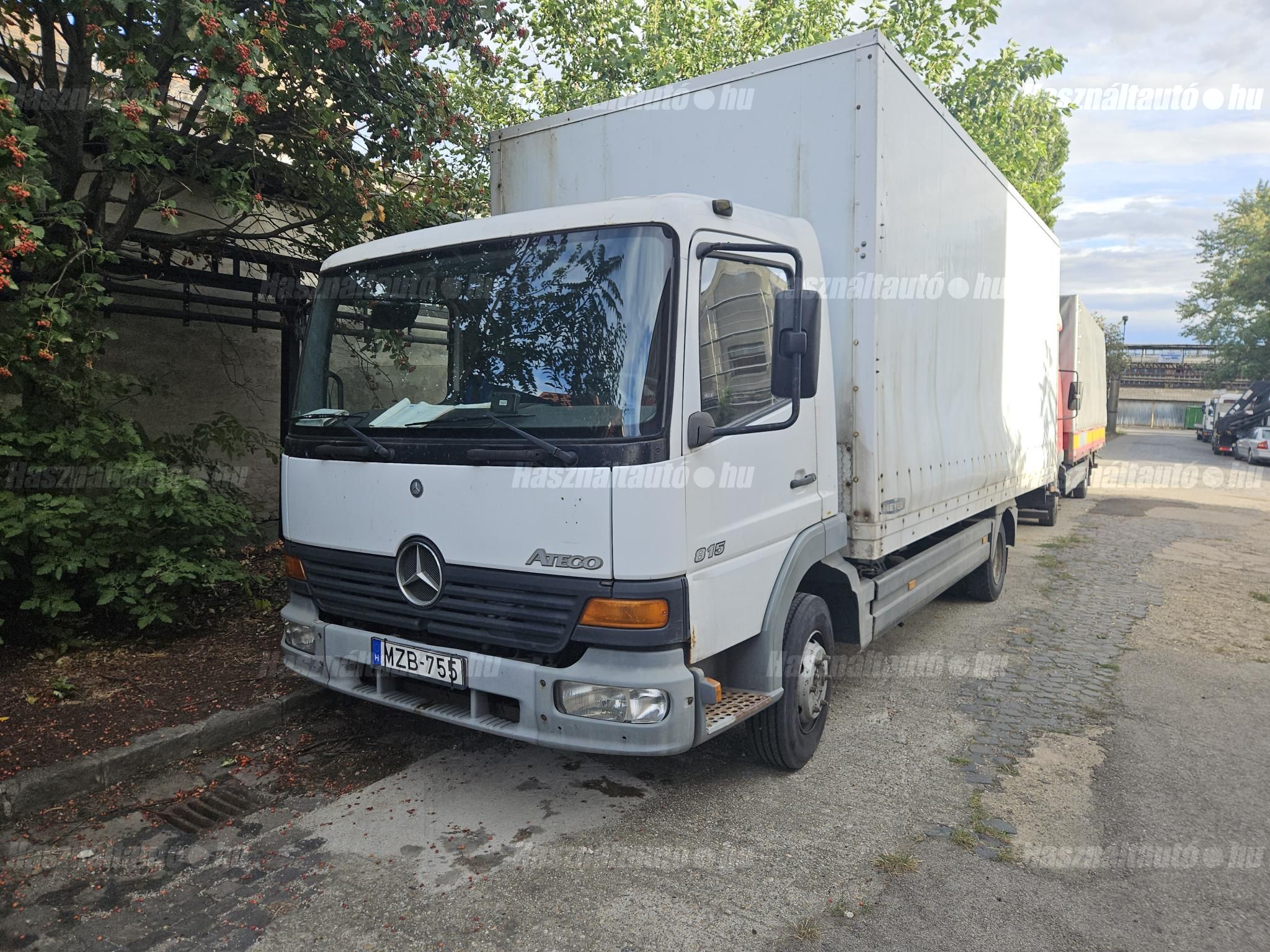 MERCEDES-BENZ 2002/1 - 1