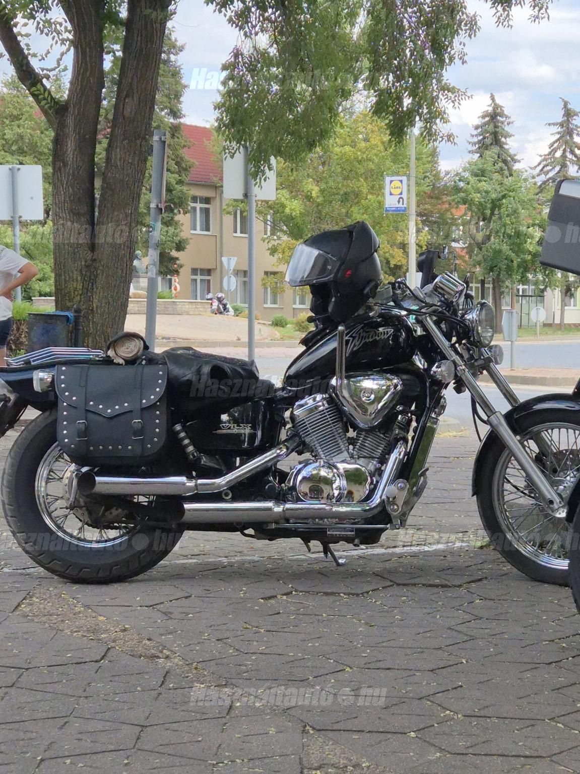 HONDA VT 600 C 2009/12 - 1