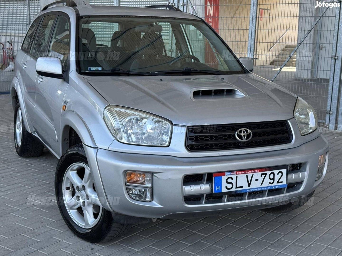 TOYOTA RAV 4 2003 - 1