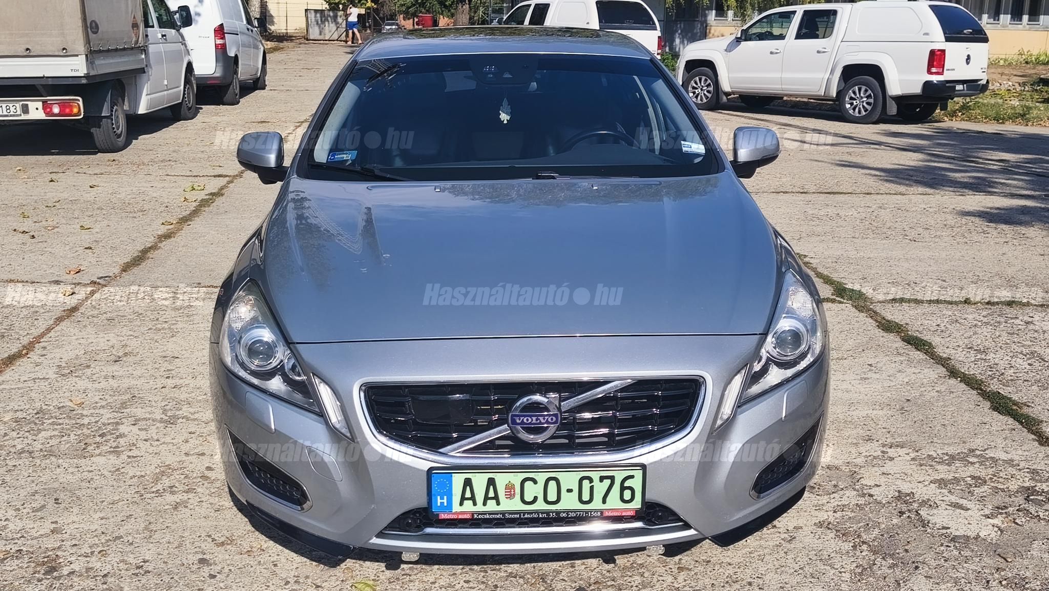 VOLVO V60 2013/3 - 1