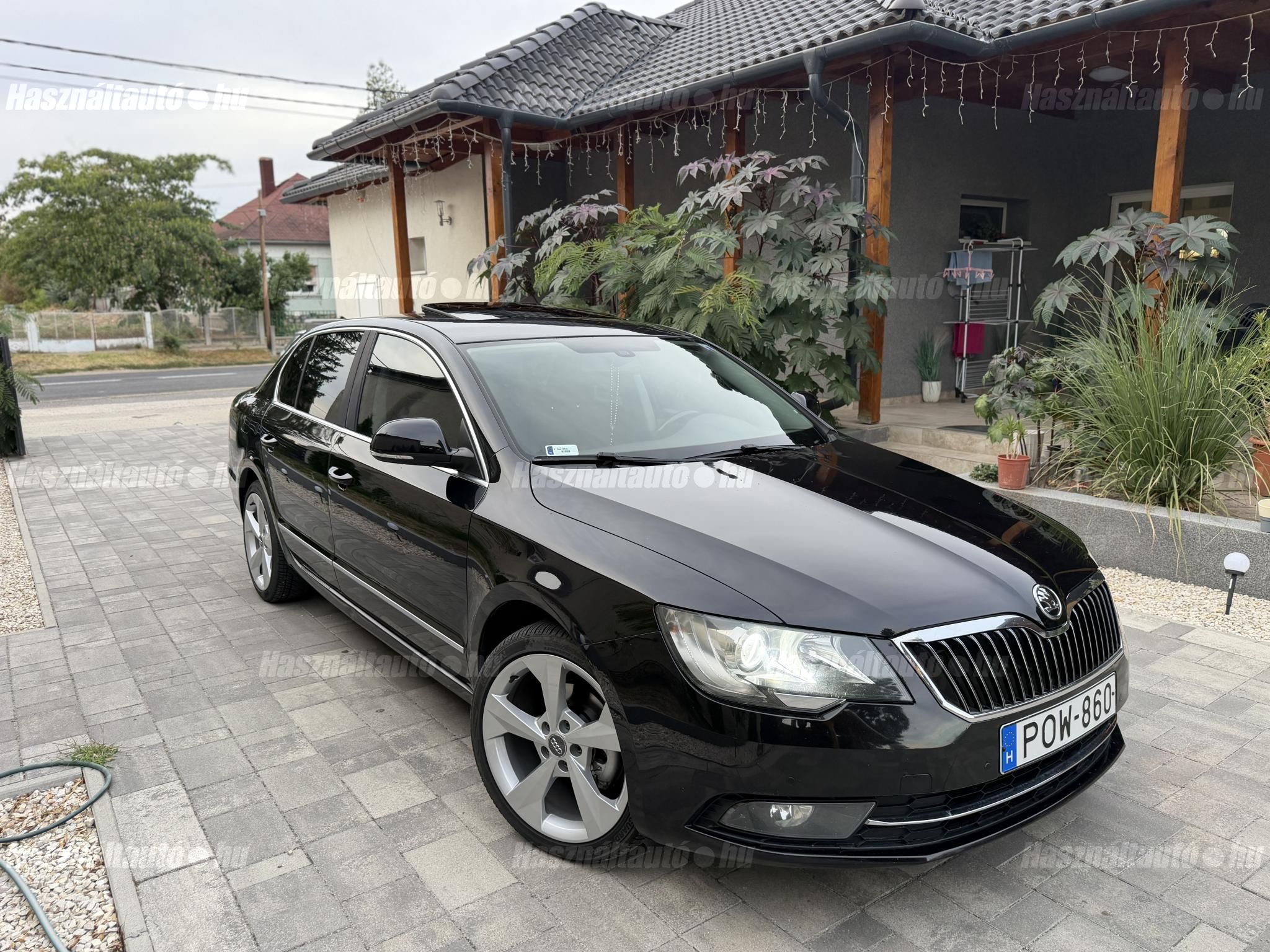 SKODA SUPERB 2015/9 - 1
