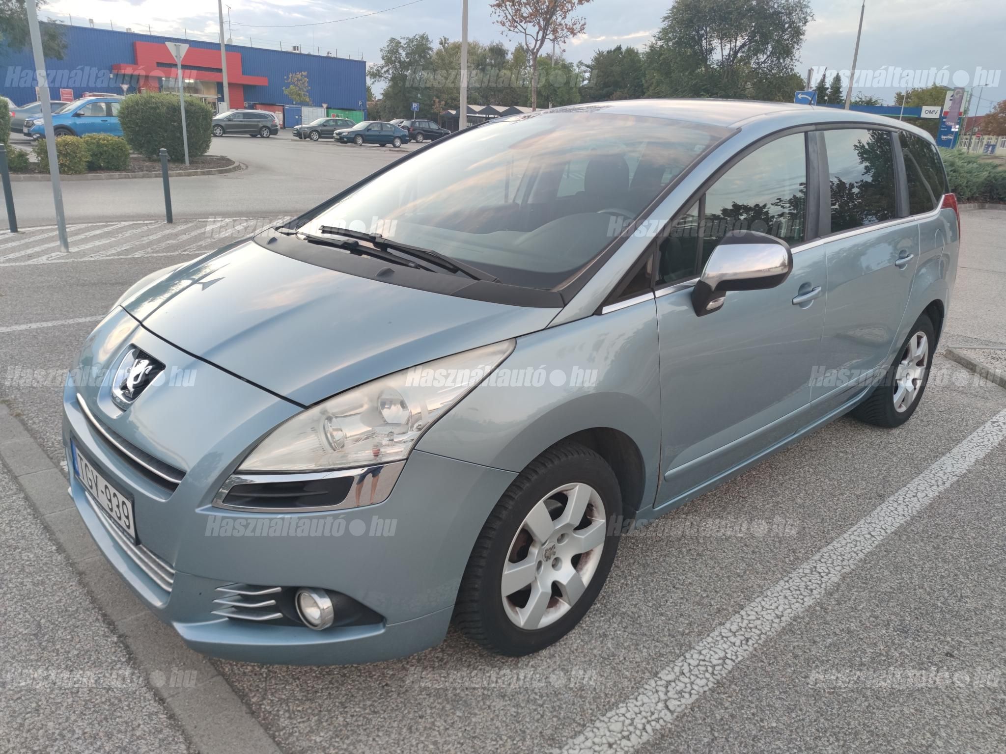 PEUGEOT 5008 2010 - 1
