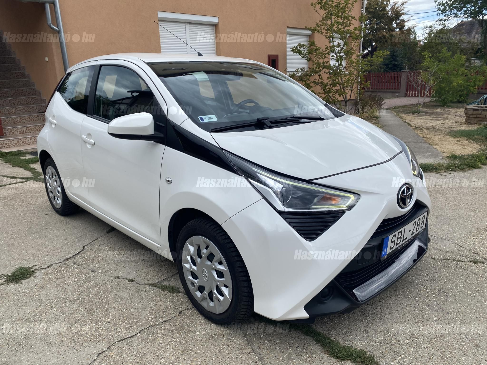 TOYOTA AYGO 2020/4 - 1