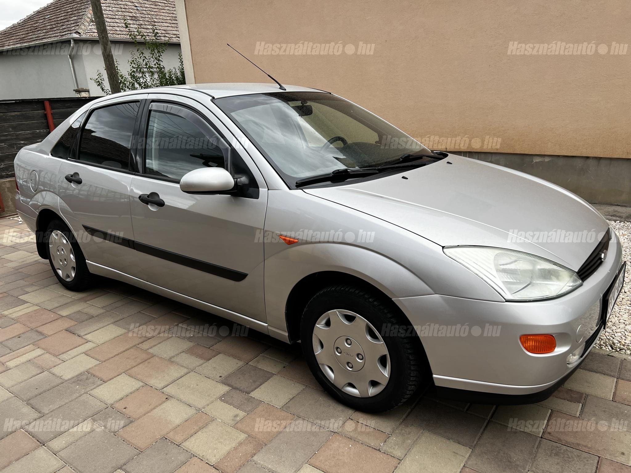 FORD FOCUS 2001/11 - 1