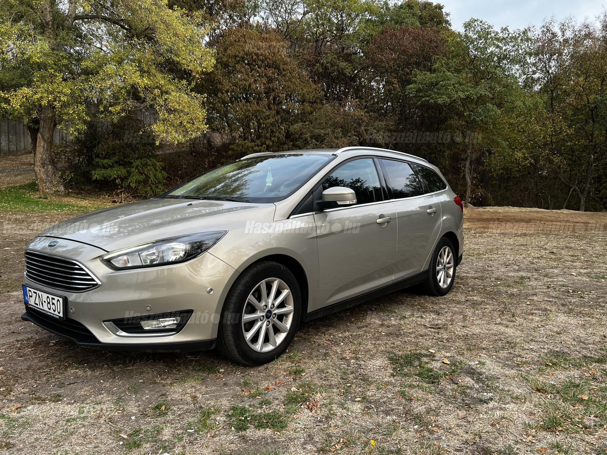 FORD FOCUS 2018/6 - 1