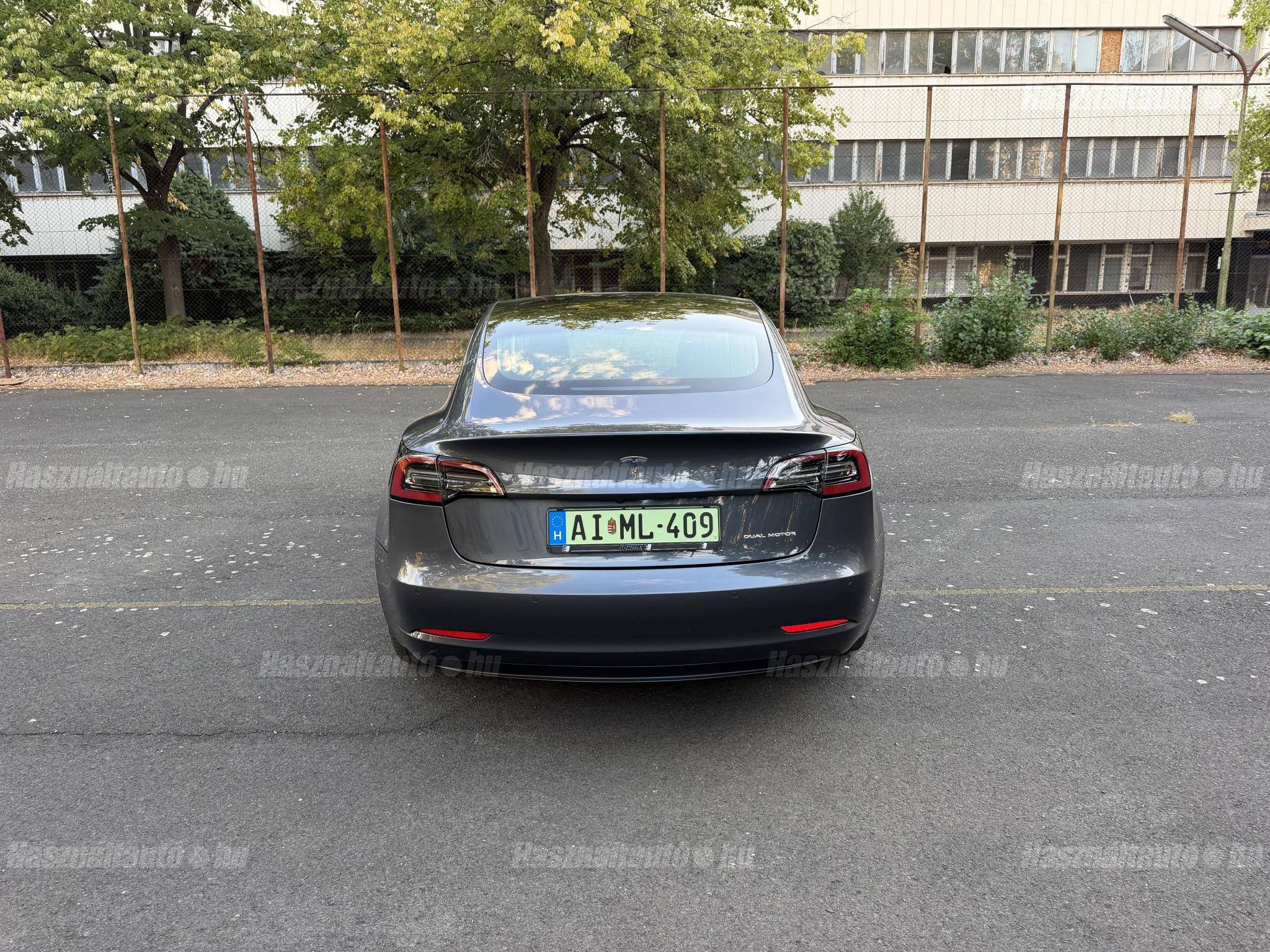 TESLA MODEL 3 2019/3 - 1