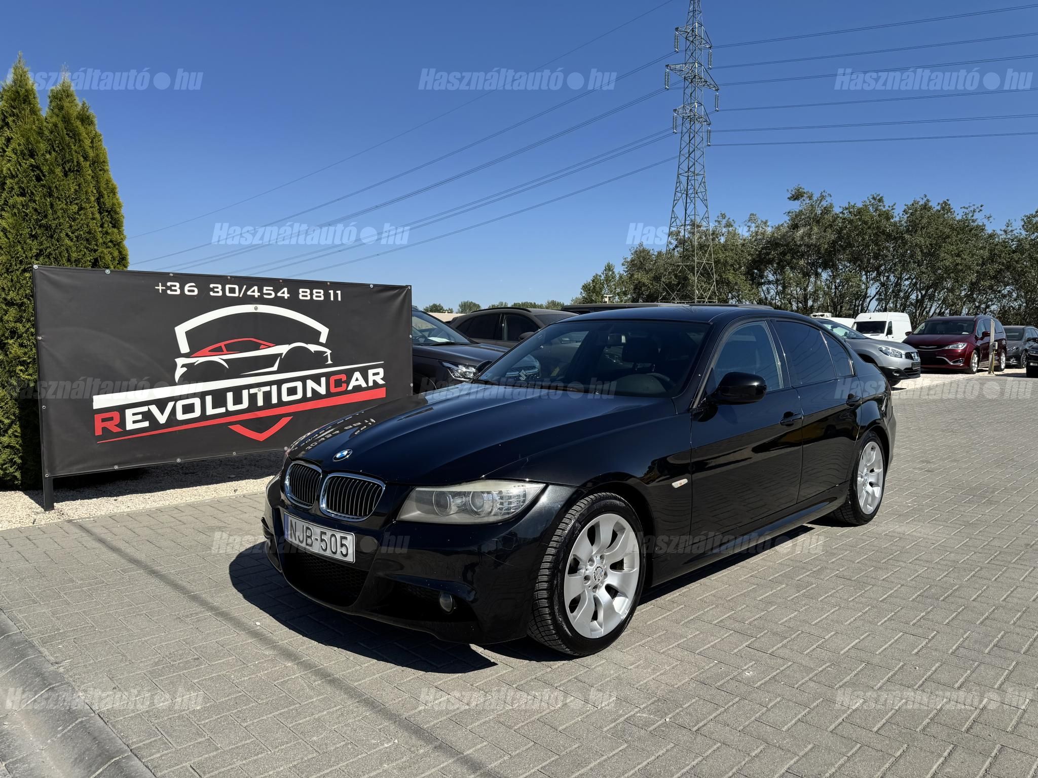 BMW 318 2011/9 - 1