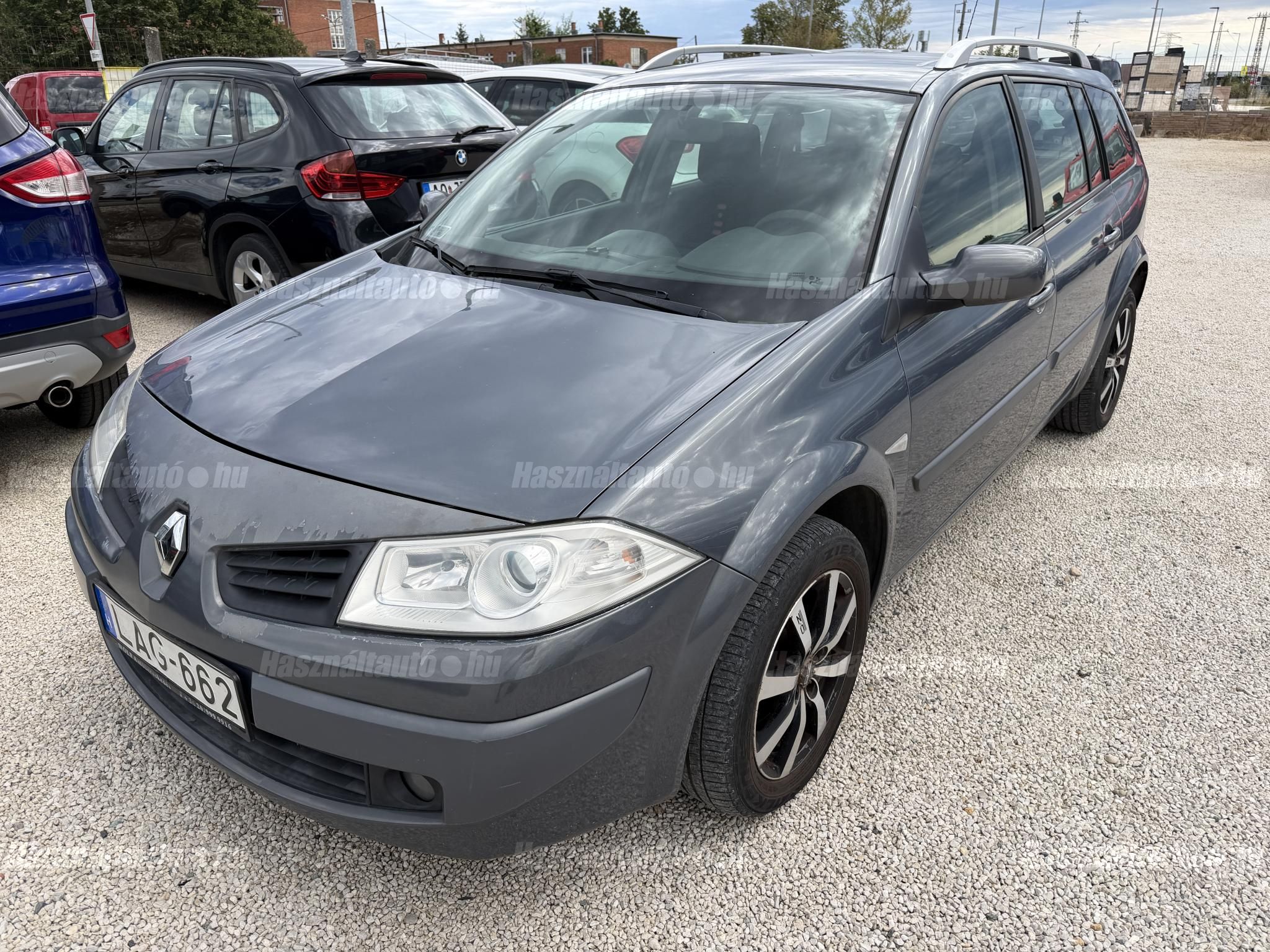 RENAULT MEGANE 2008/3 - 1