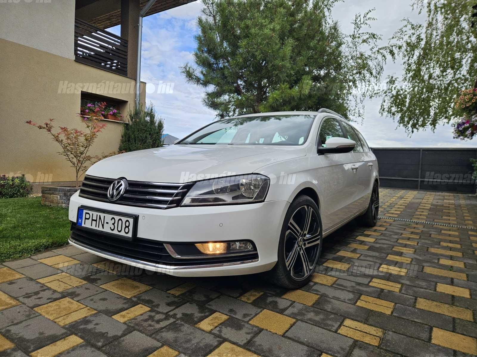 VOLKSWAGEN PASSAT 2013/7 - 1