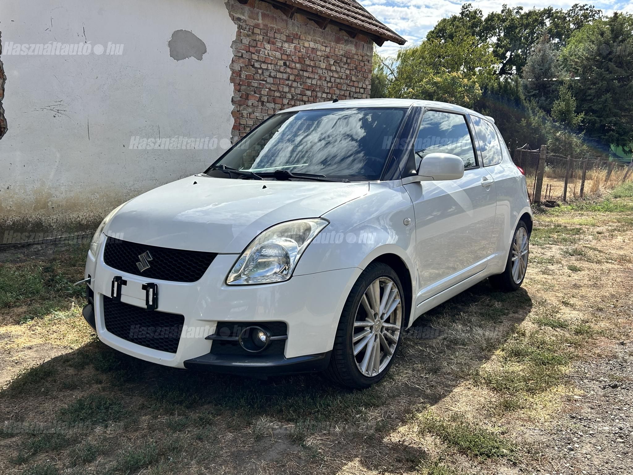 SUZUKI SWIFT 2009/3 - 1