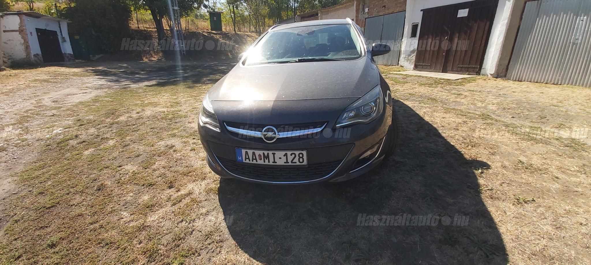 OPEL ASTRA J 2014/5 - 1
