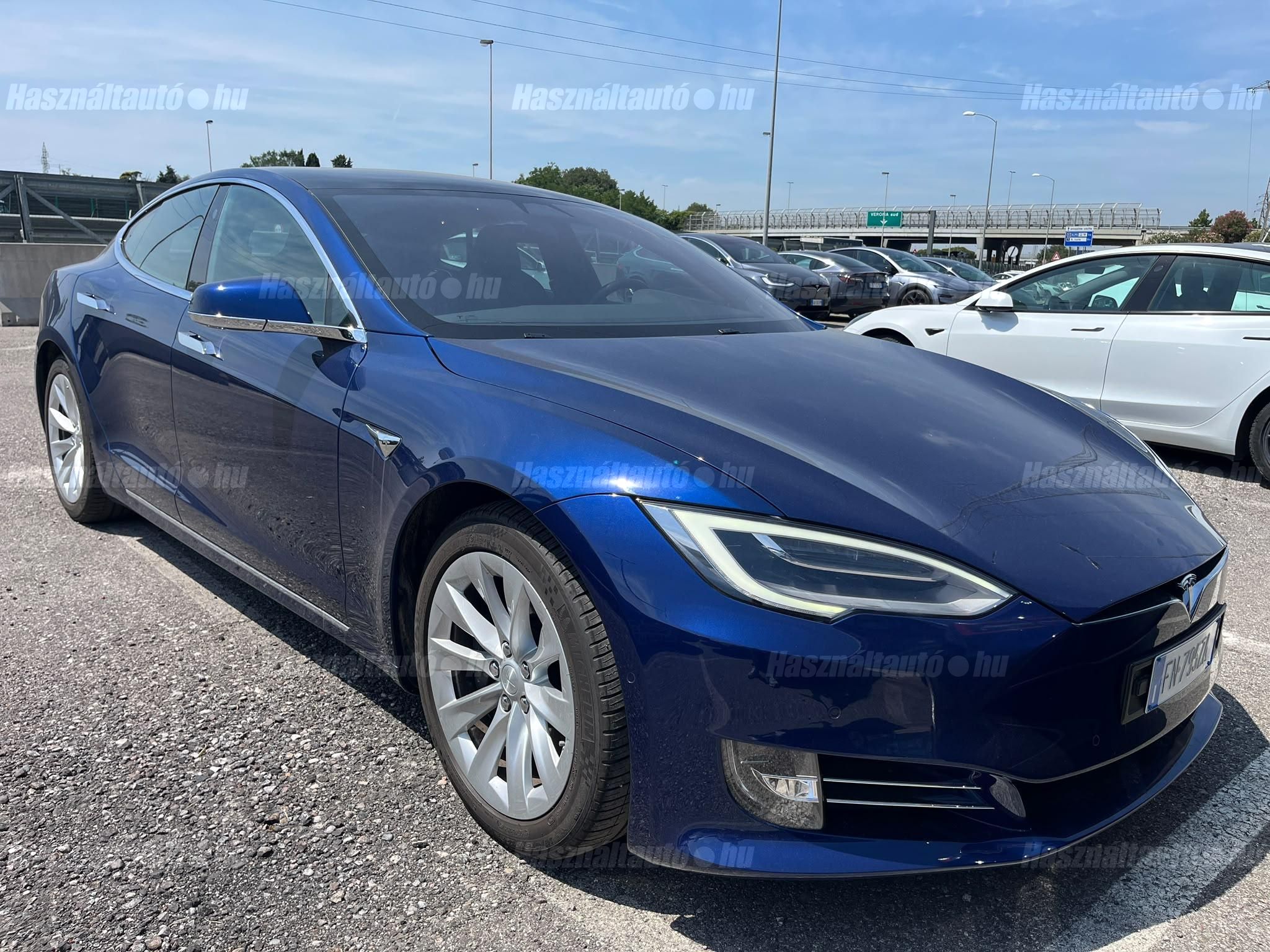 TESLA MODEL S 2018/3 - 1
