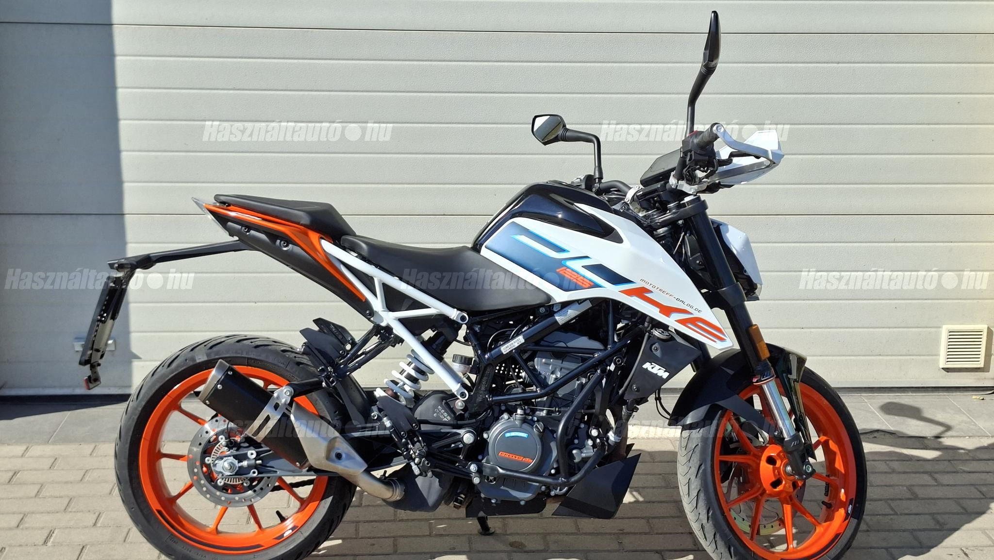 KTM 125 DUKE 2022/11 - 1