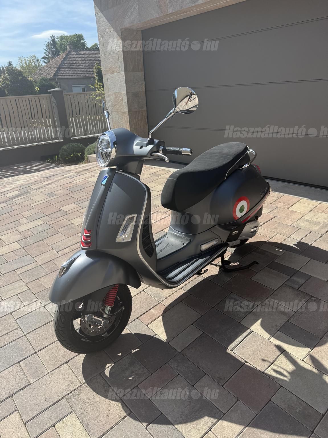 VESPA GTS 2022 - 1