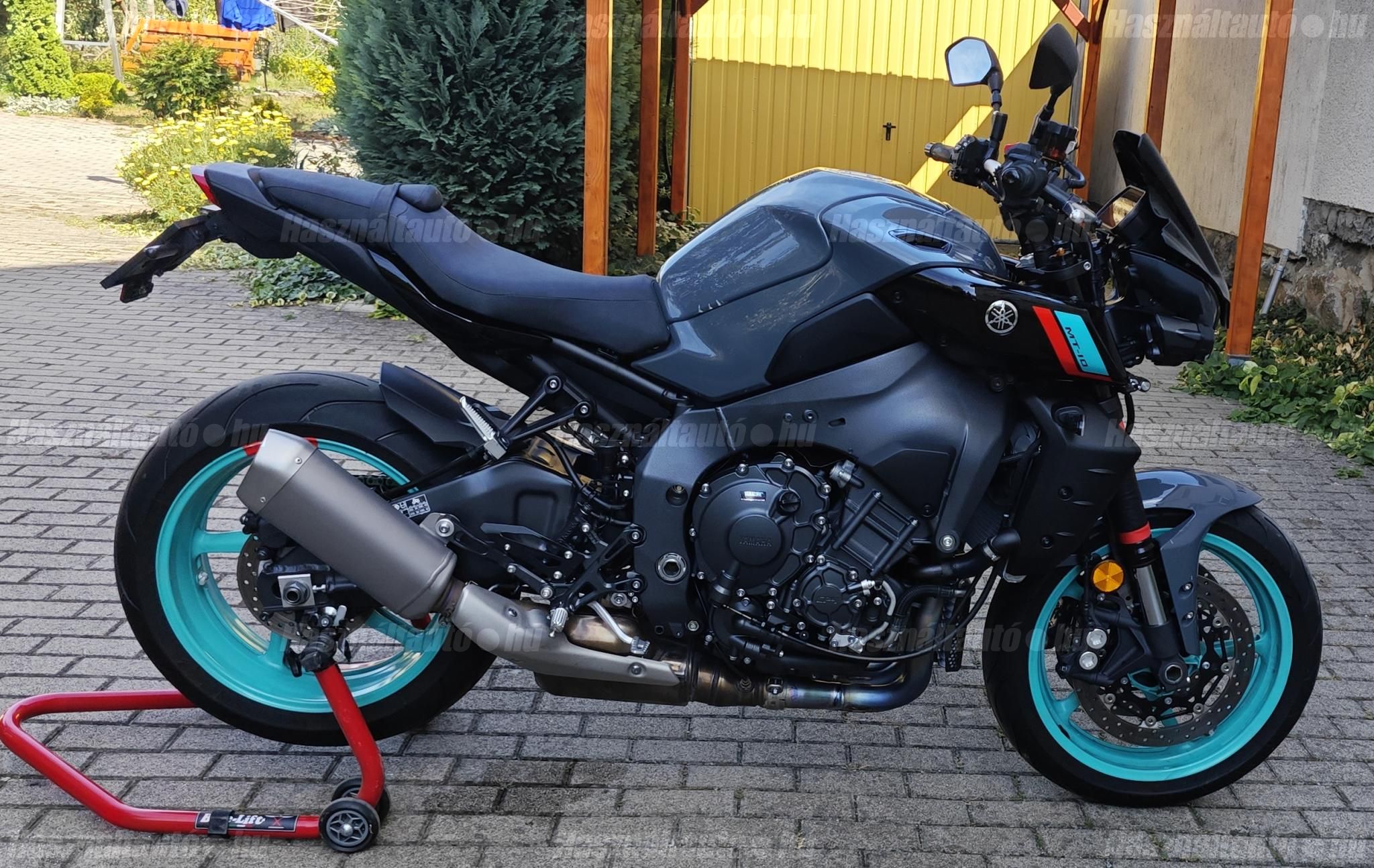 YAMAHA MT-10 2022 - 1