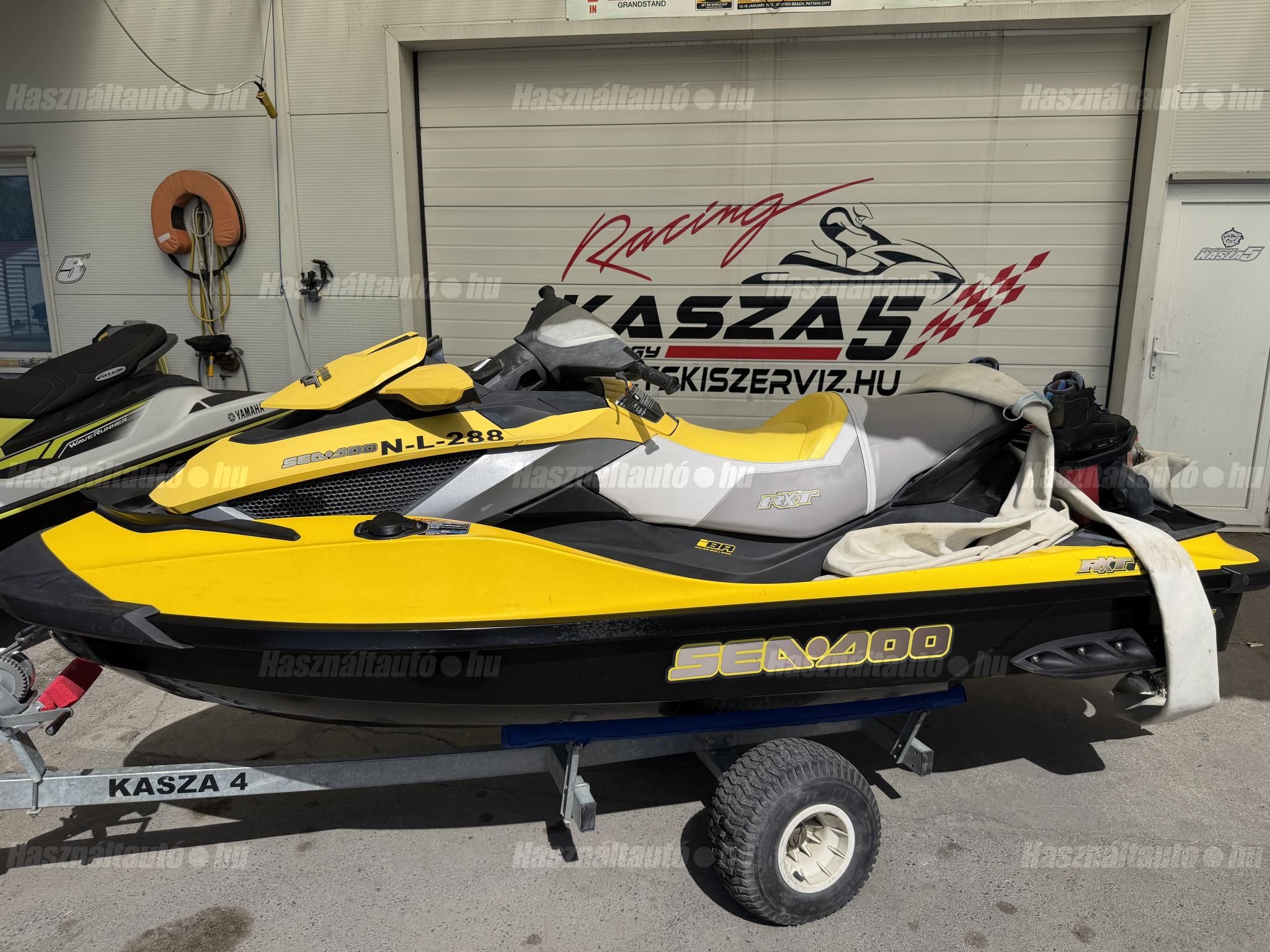 SEA-DOO 2011 - 1