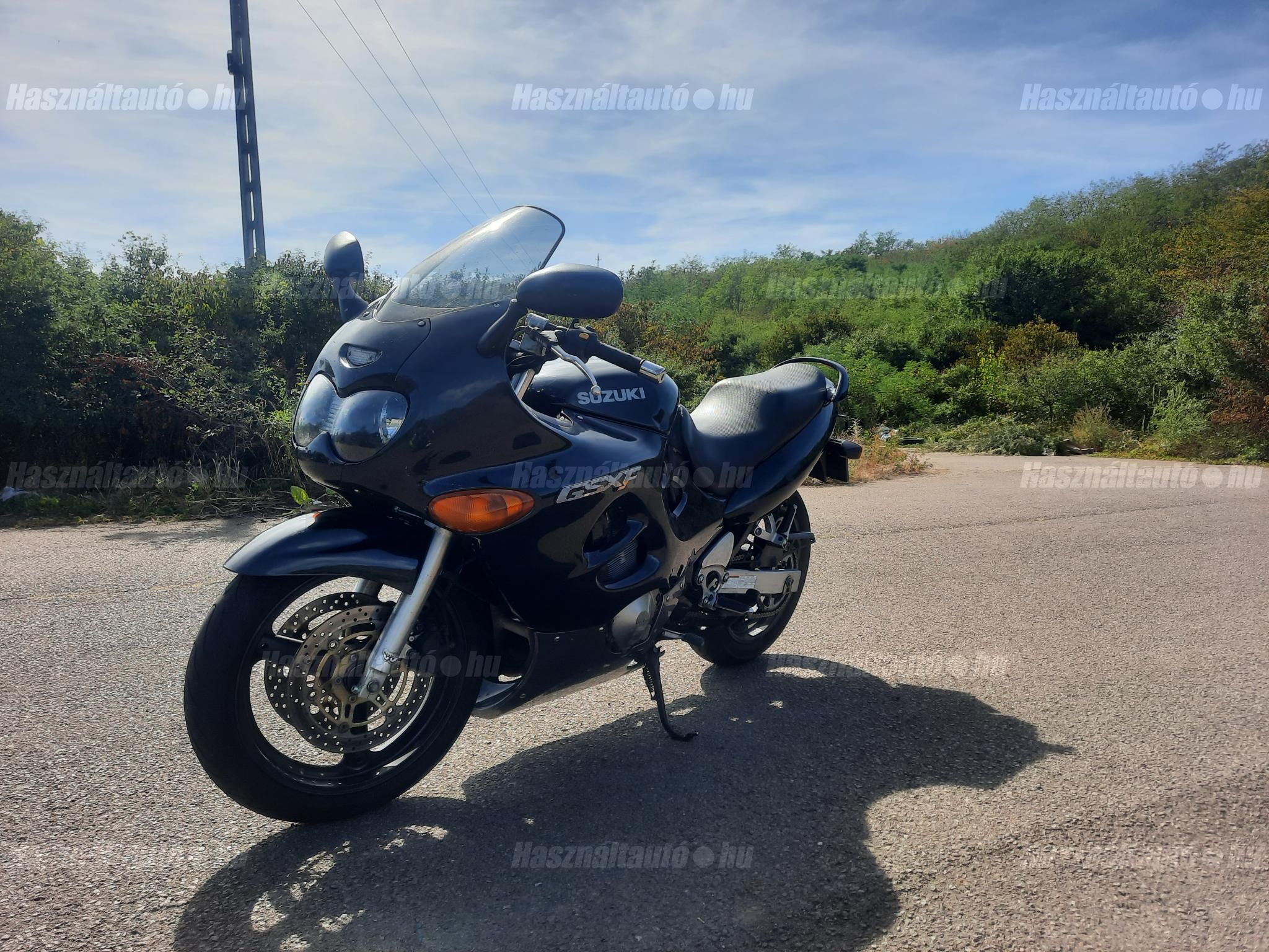 SUZUKI GSX 750 F 2001/1 - 1
