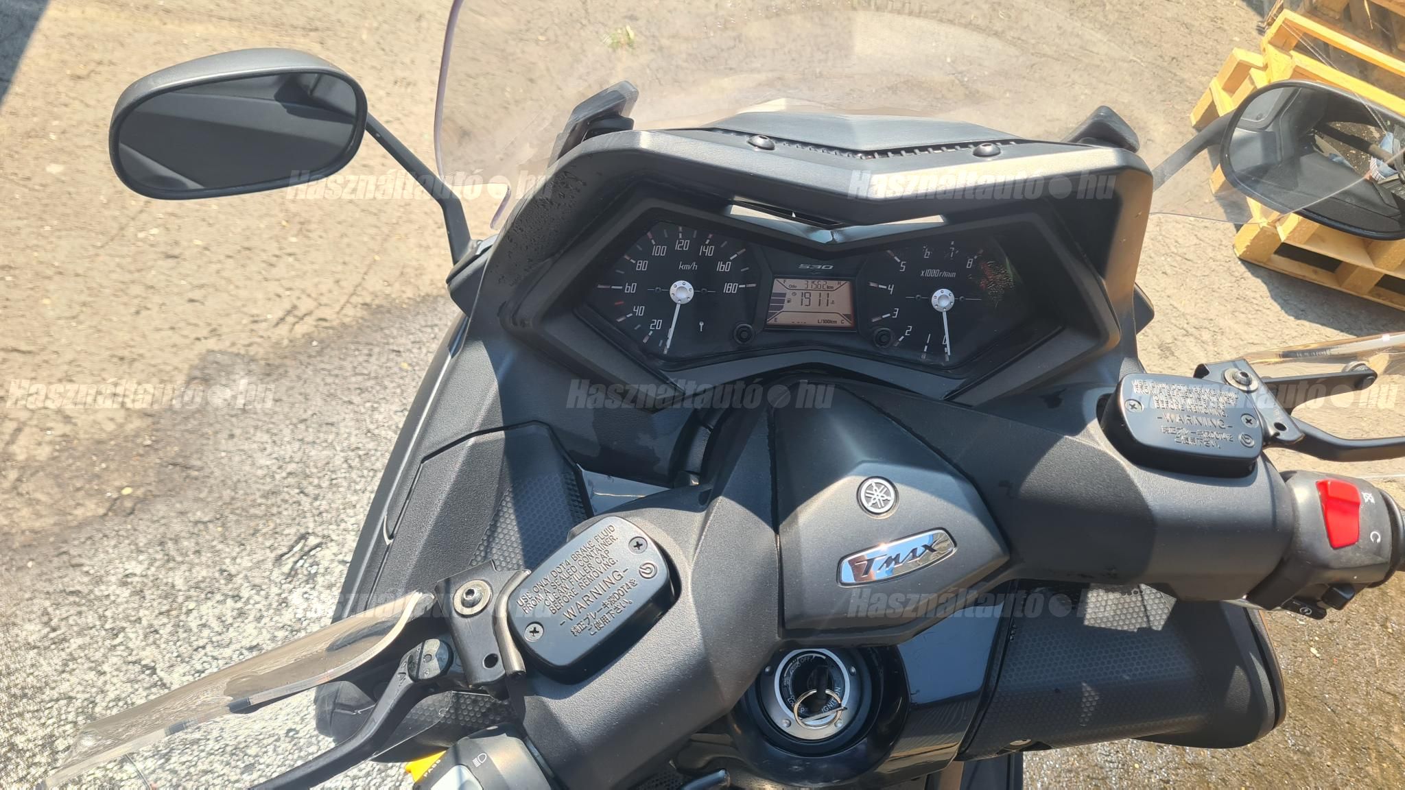YAMAHA TMAX 2014/6 - 1