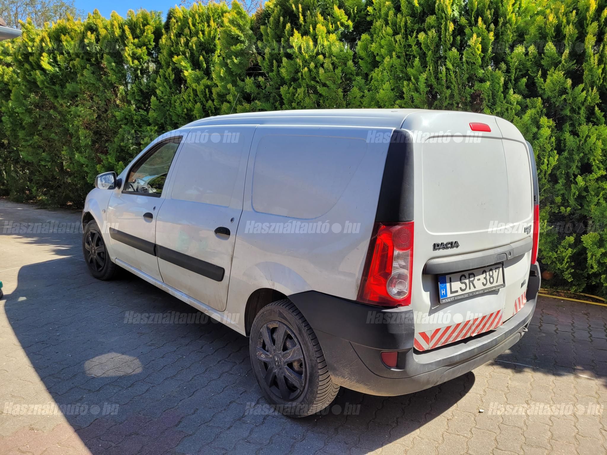 DACIA LOGAN 2009/10 - 1